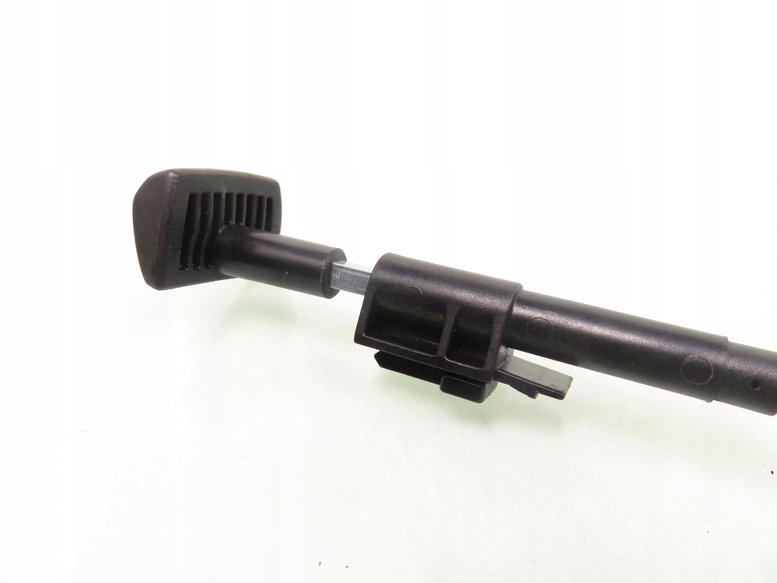 замок дивана vw JETTA VI 5C6885681