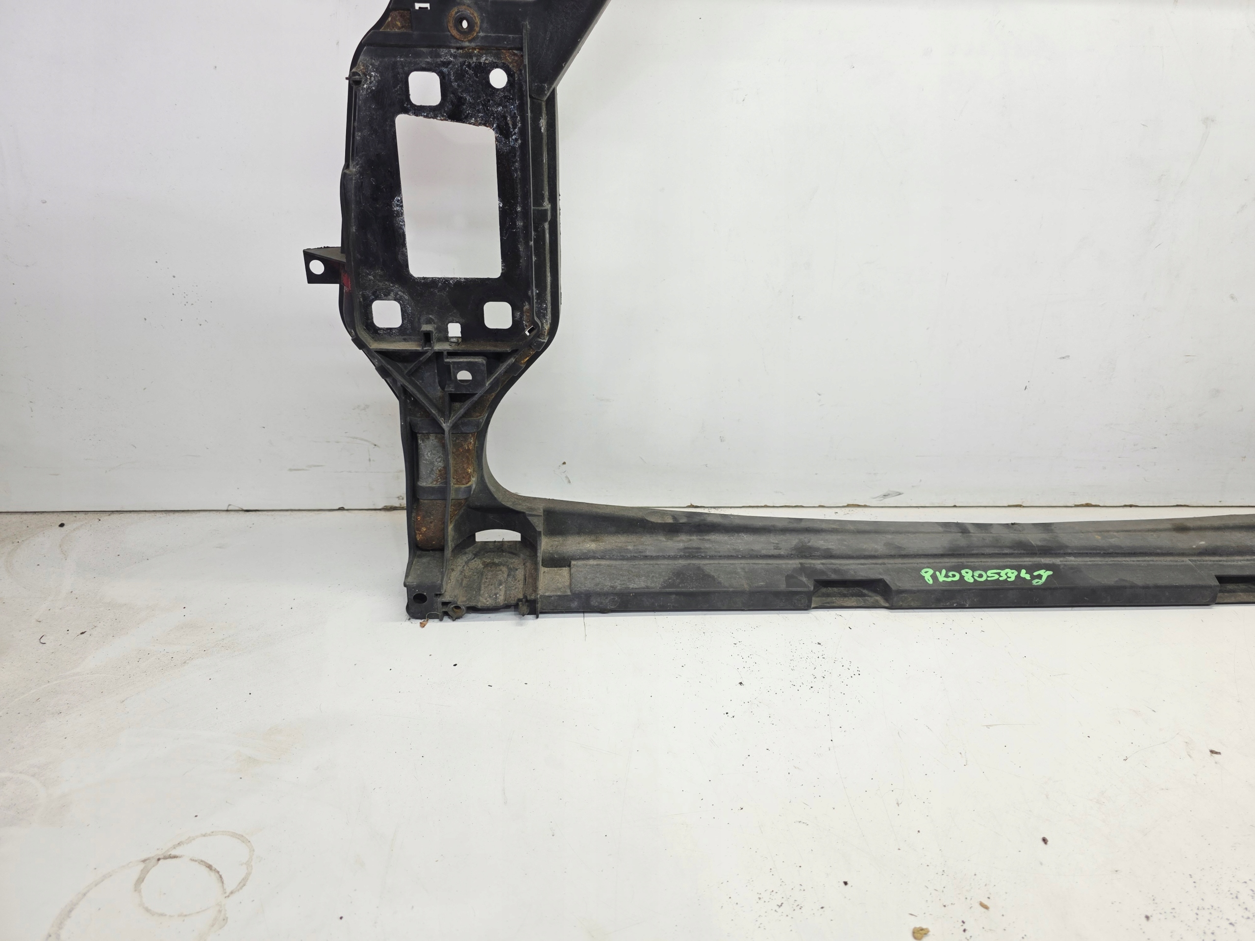 support panel for radiators pillar iron AUDI A4 B8 A5 8T 8K0805594J
