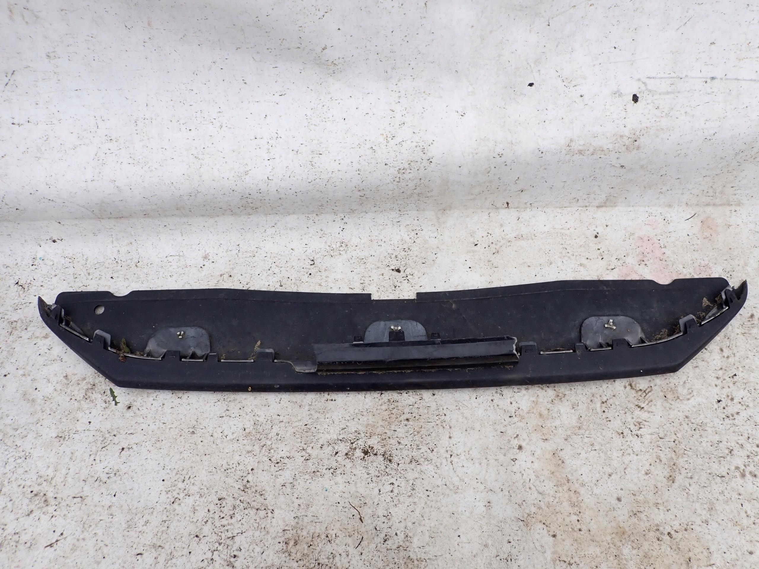 PEUGEOT 508 a spoiler doplněk nárazníku předek