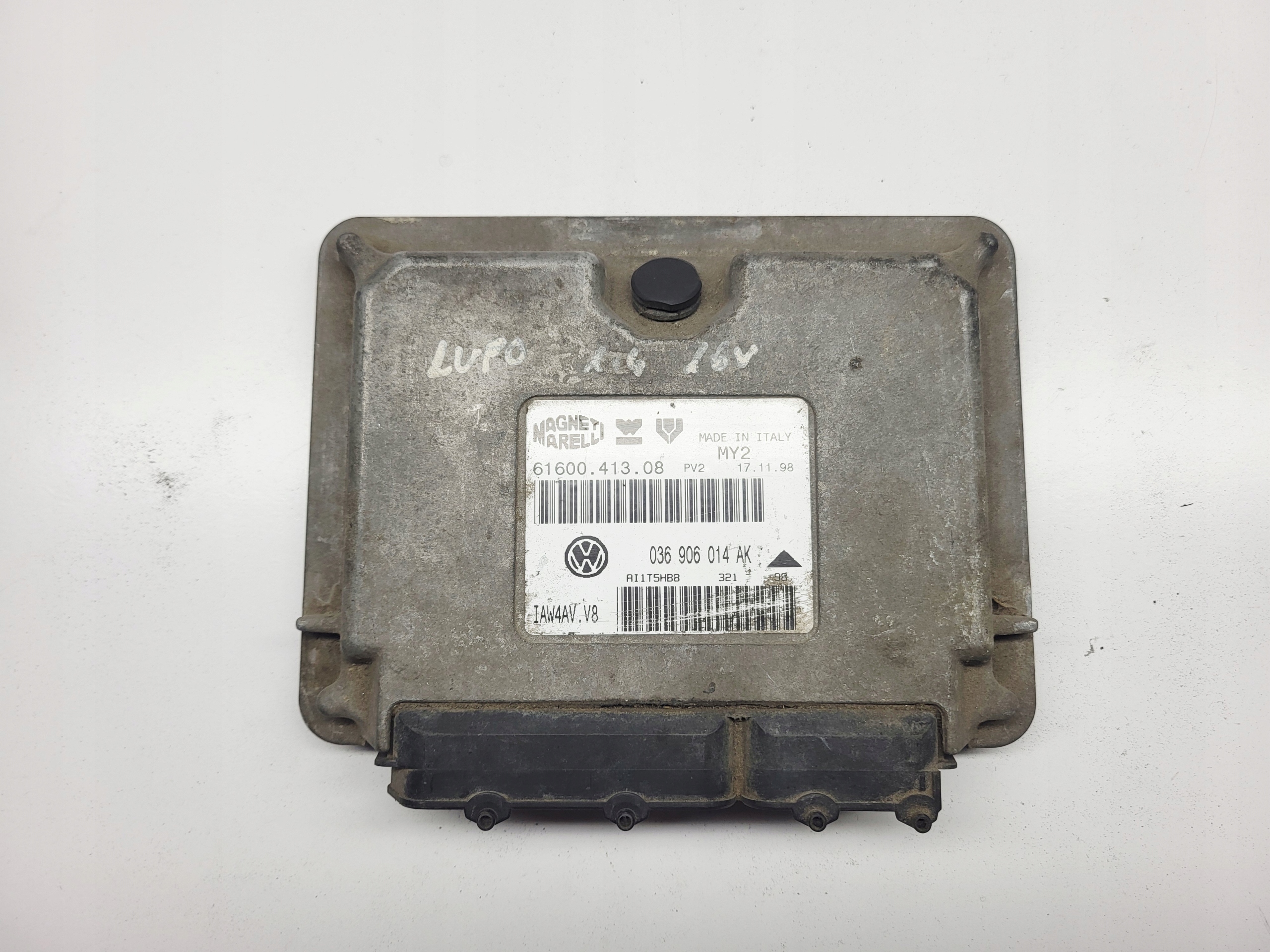computer control unit of the engine VW LUPO 1.4 16V 036906014AK IAW4AV.V8