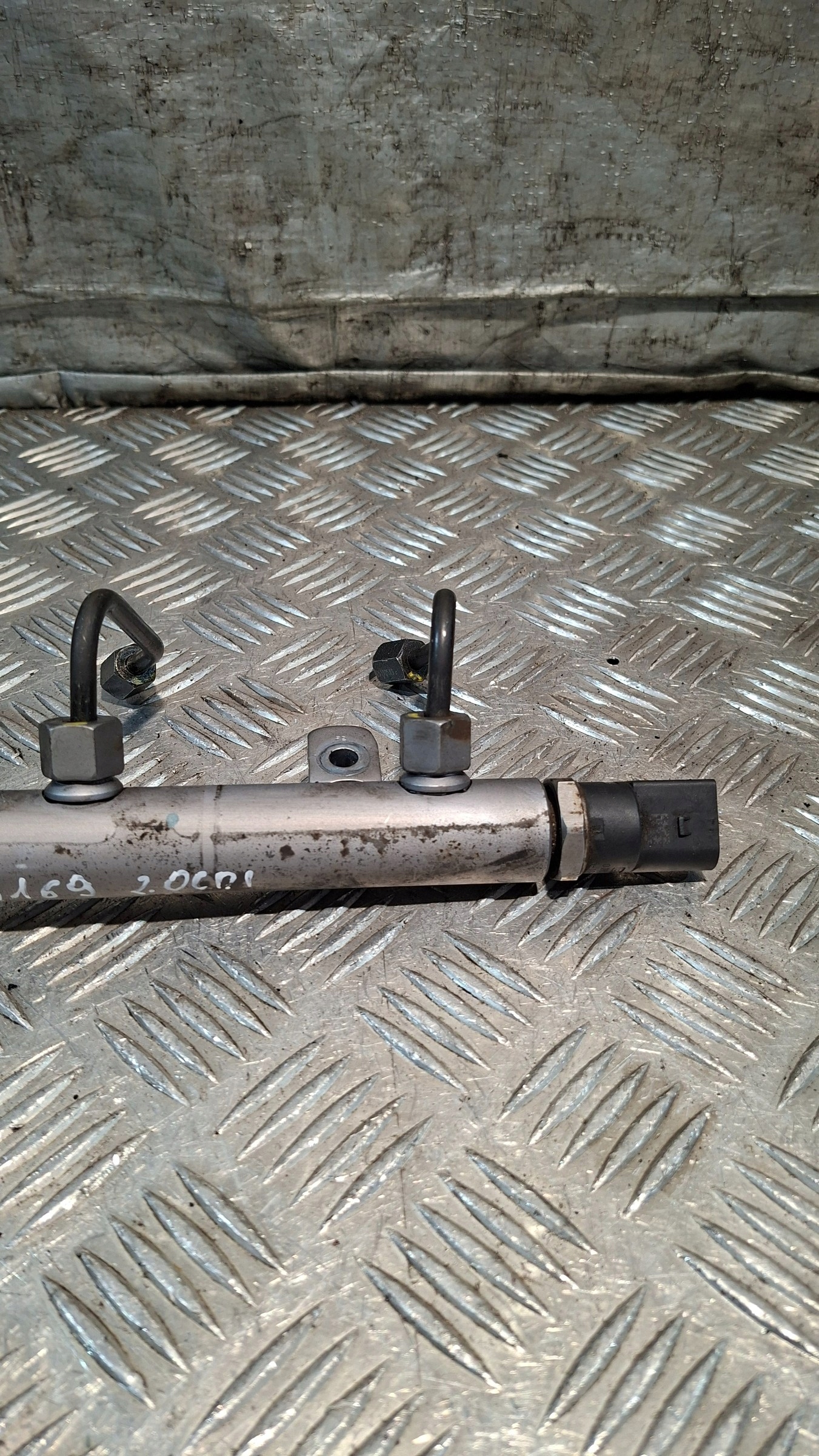 Rampe injection MERCEDES W245 2.0CDI