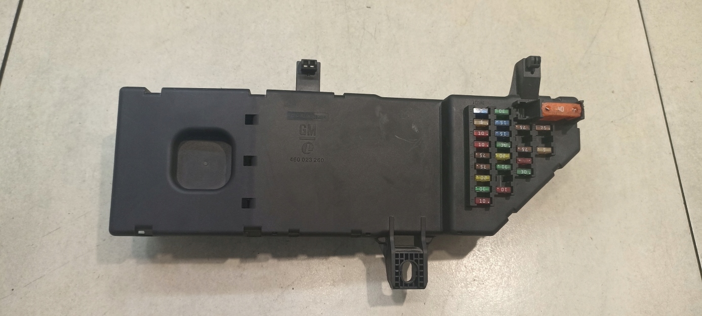 Module fusibles SAAB 93 II 2.2 TID 46002326