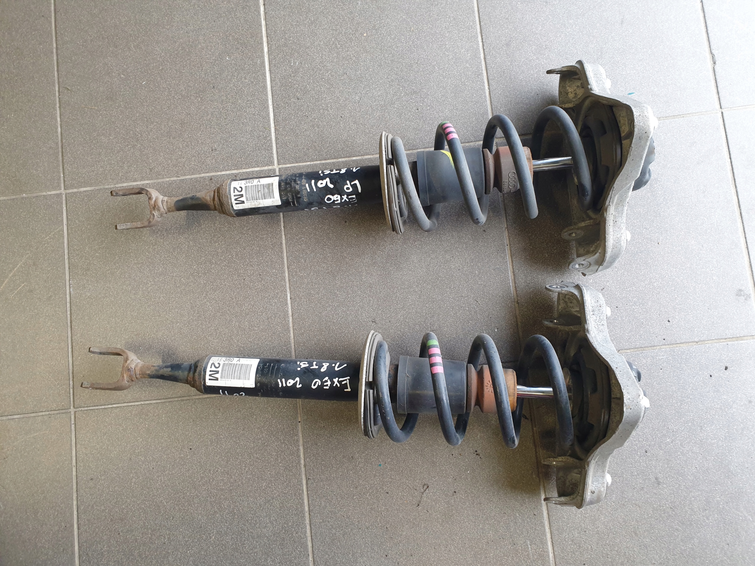 shock absorber spring SEAT EXEO 1.8 TSI 2009-2013 3R0413031A
