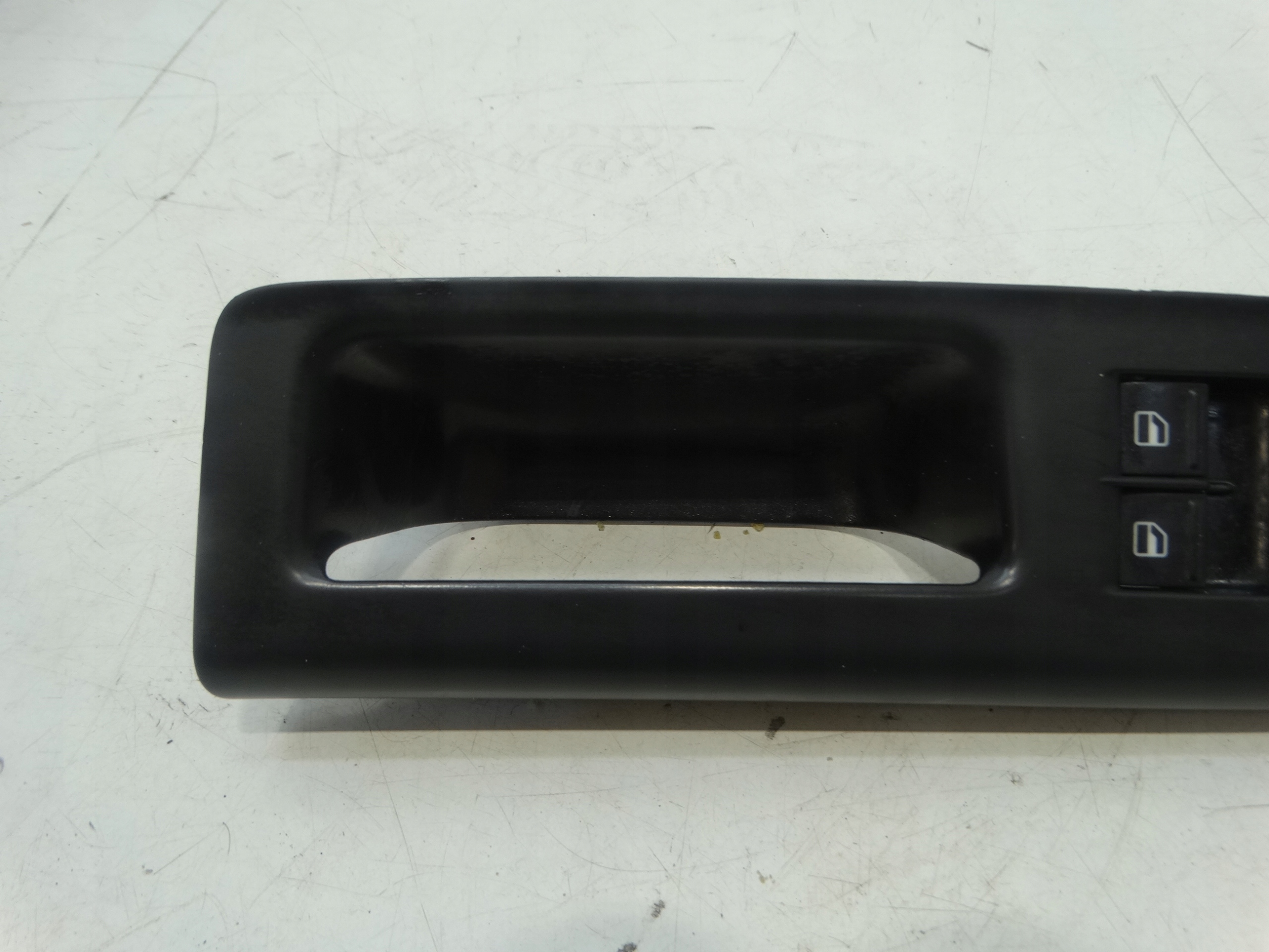 Fensterschalter PANEL links vorne VW GOLF VI PLUS 5M1867371C