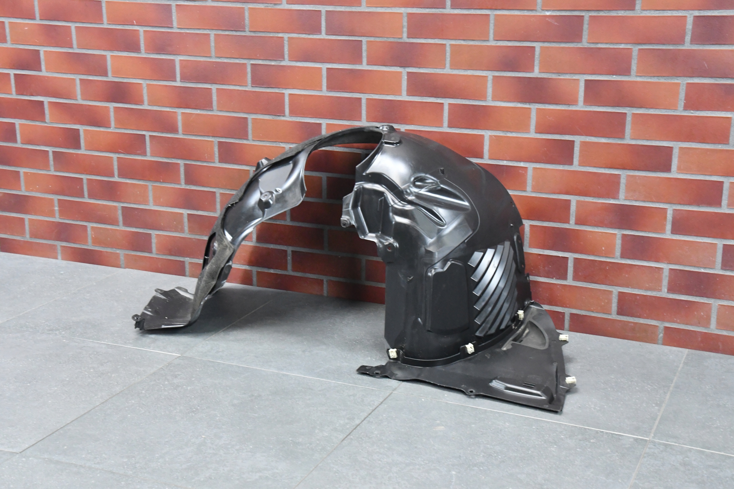 mudguard left front cover BMW iX1 U11 ELEKTRYK BEV DEMONTAZ