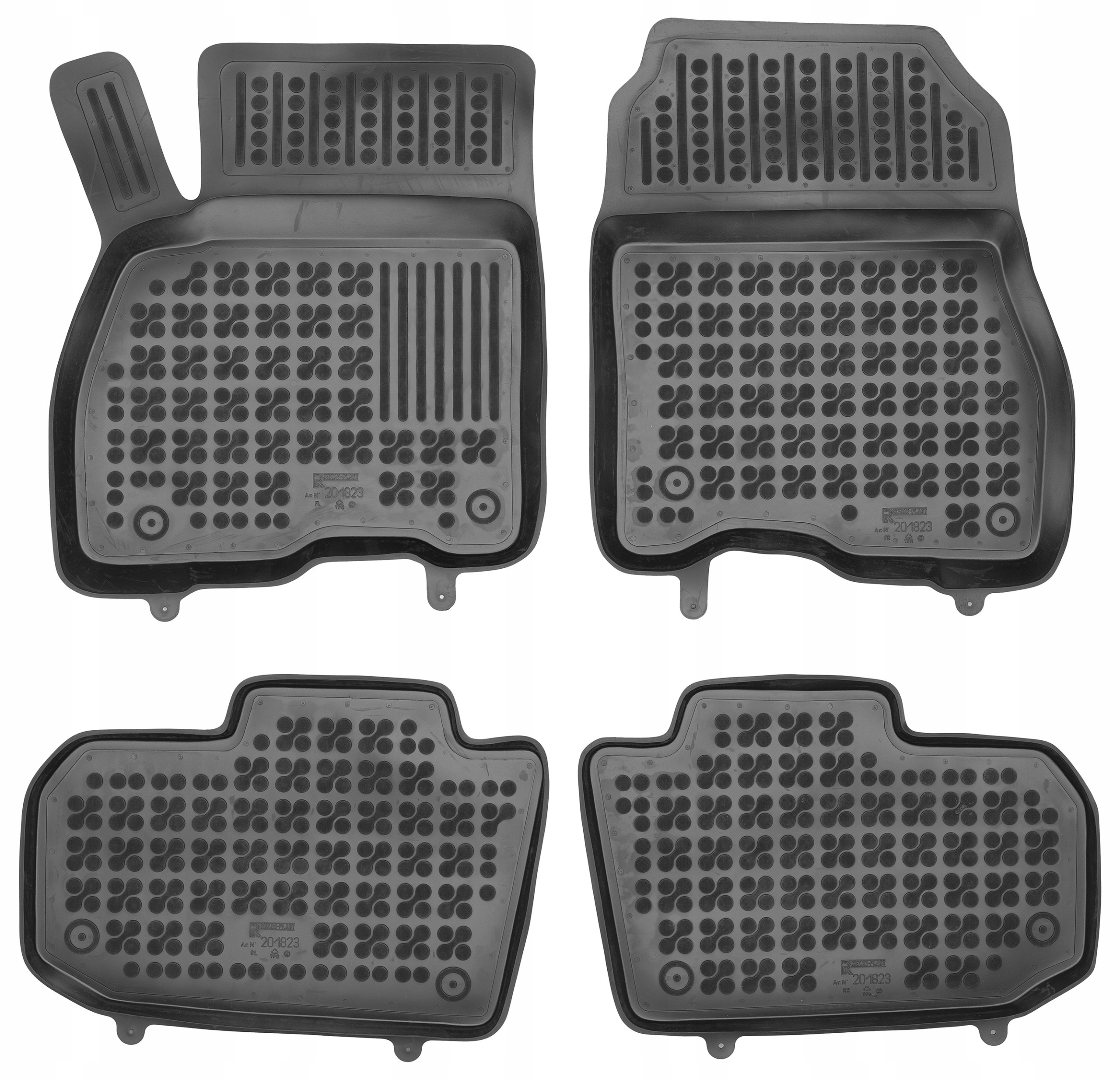 

Nissan Leaf II (ZE1) 2017- Dywaniki gumowe