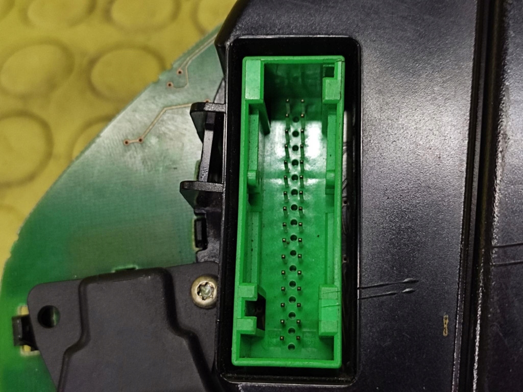 AUDI A6 C5 budíky 4B0919881AX