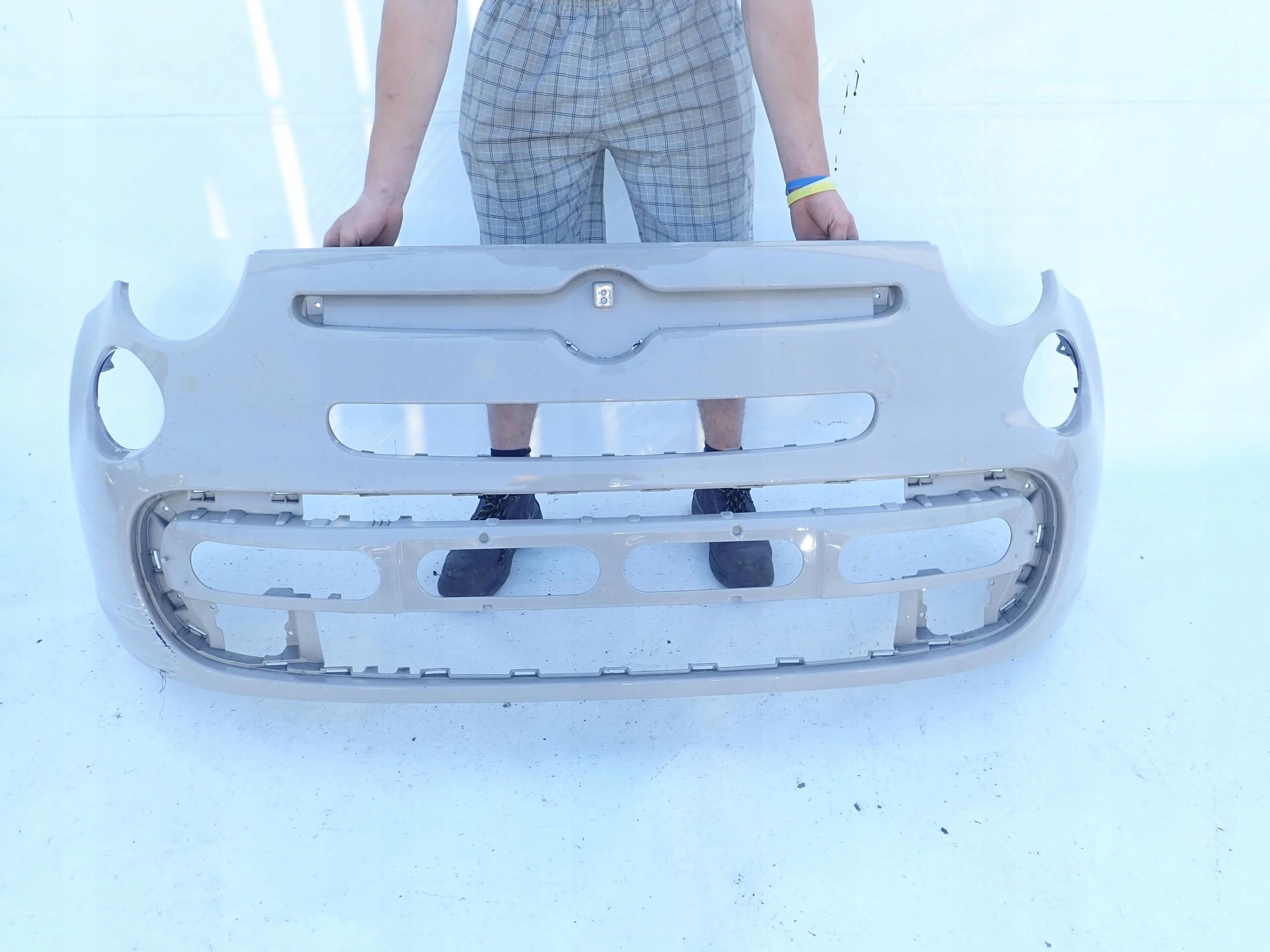 FIAT 500L 12-> bumper front front