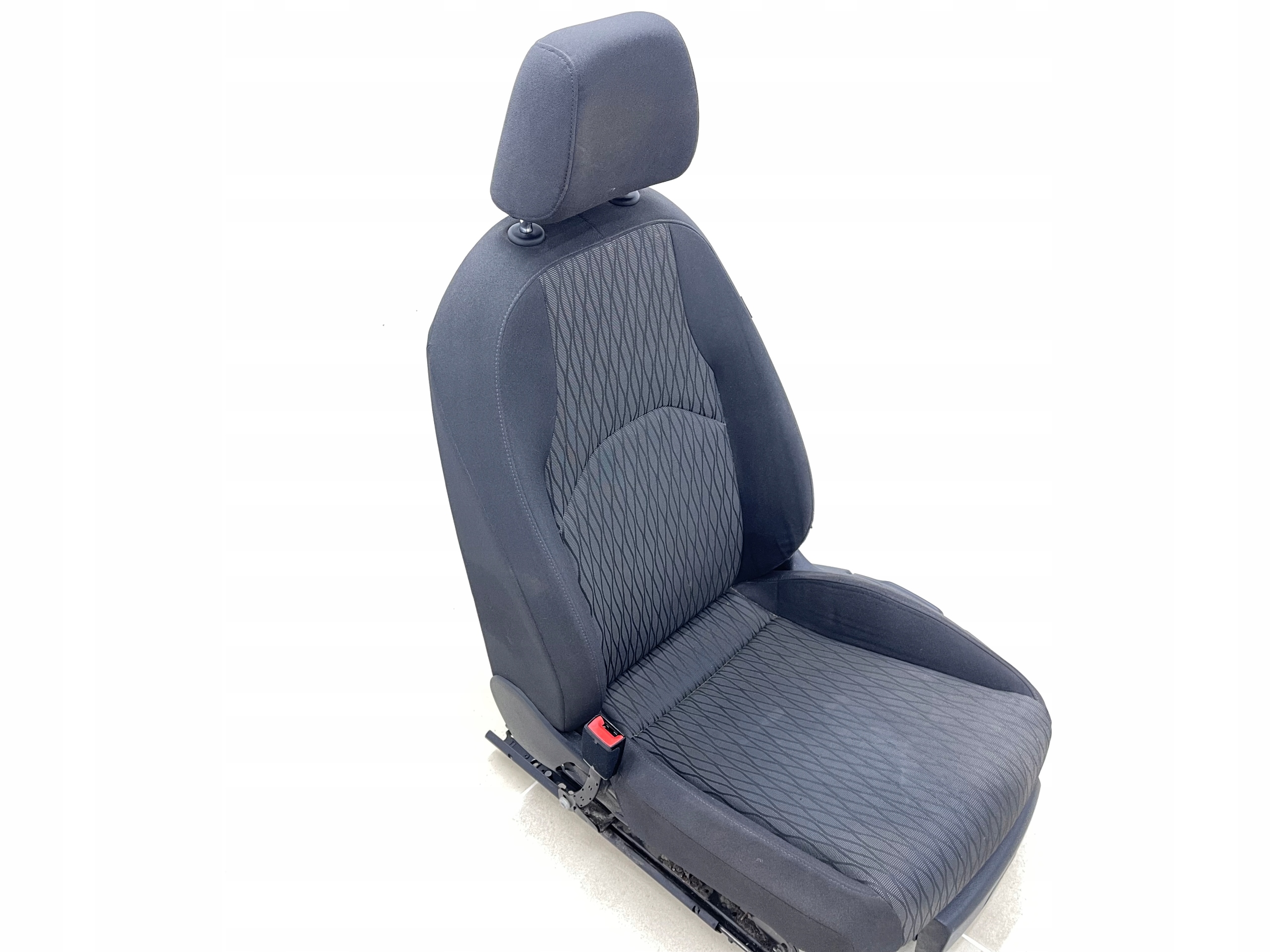 seat left front front SEAT LEON III 5F 5Q4881105A PODGRZEWANY