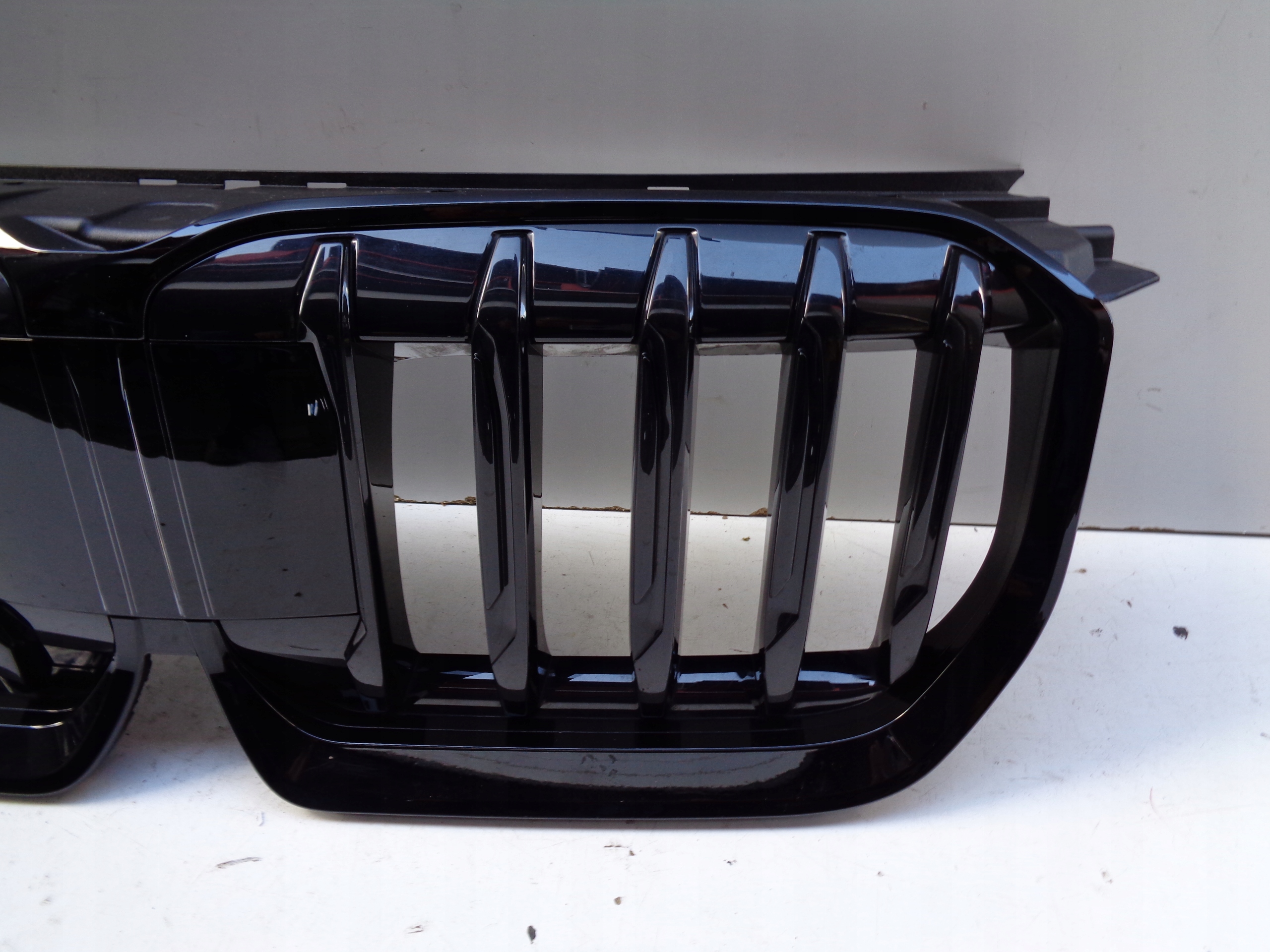 Grille BMW X1 U11 22- BLACK SHADOW NR 52187