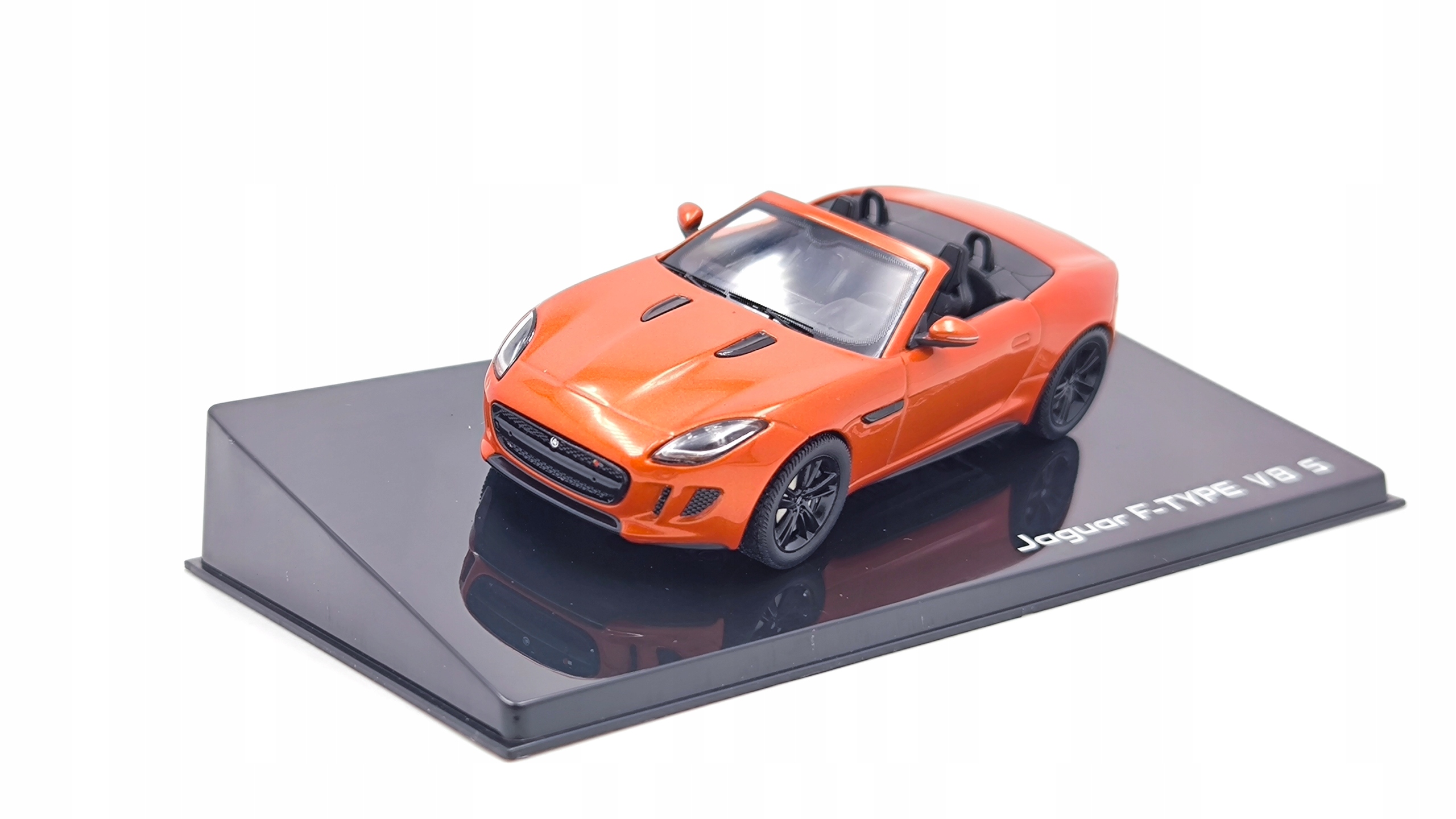 Jaguar F-Type V8-S 1:43 Ixo