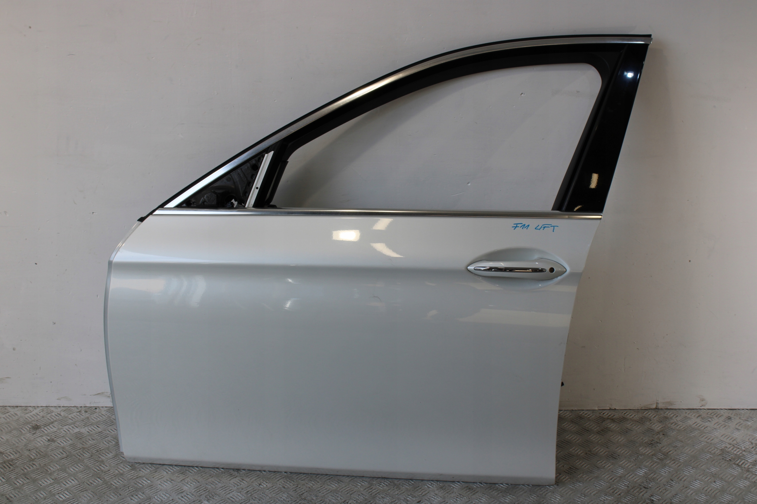 door left front left front complete BMW 5 F10 F11 LIFT