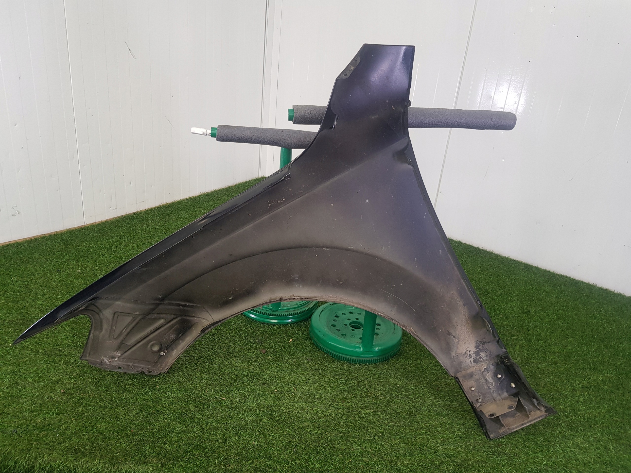 fender right front LIFT AUDI Q7 4L0821106