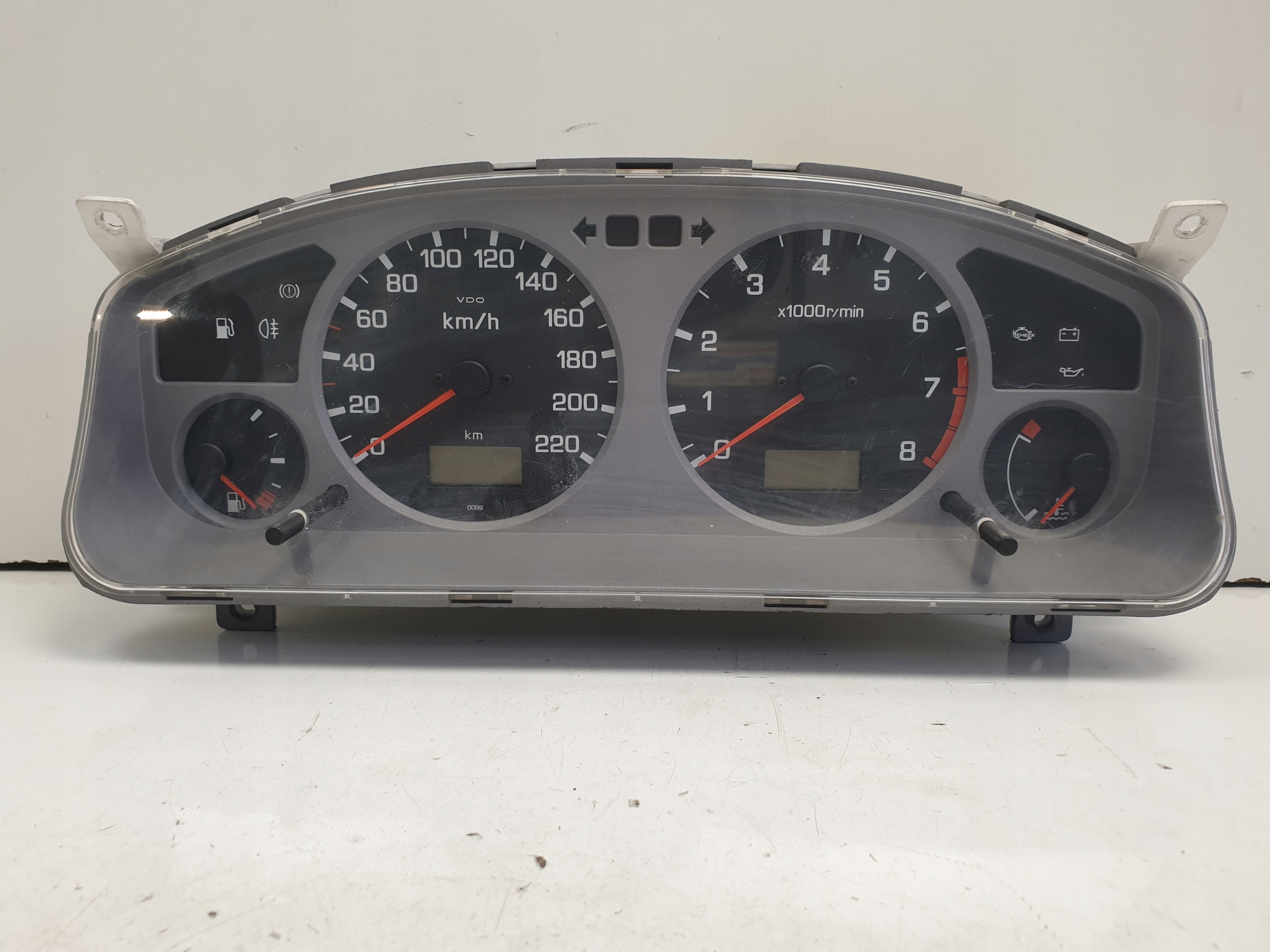 Nissan Primera P11 2.06v ПАНЕЛЬ ПРИЛАДІВ СПІДОМЕТР