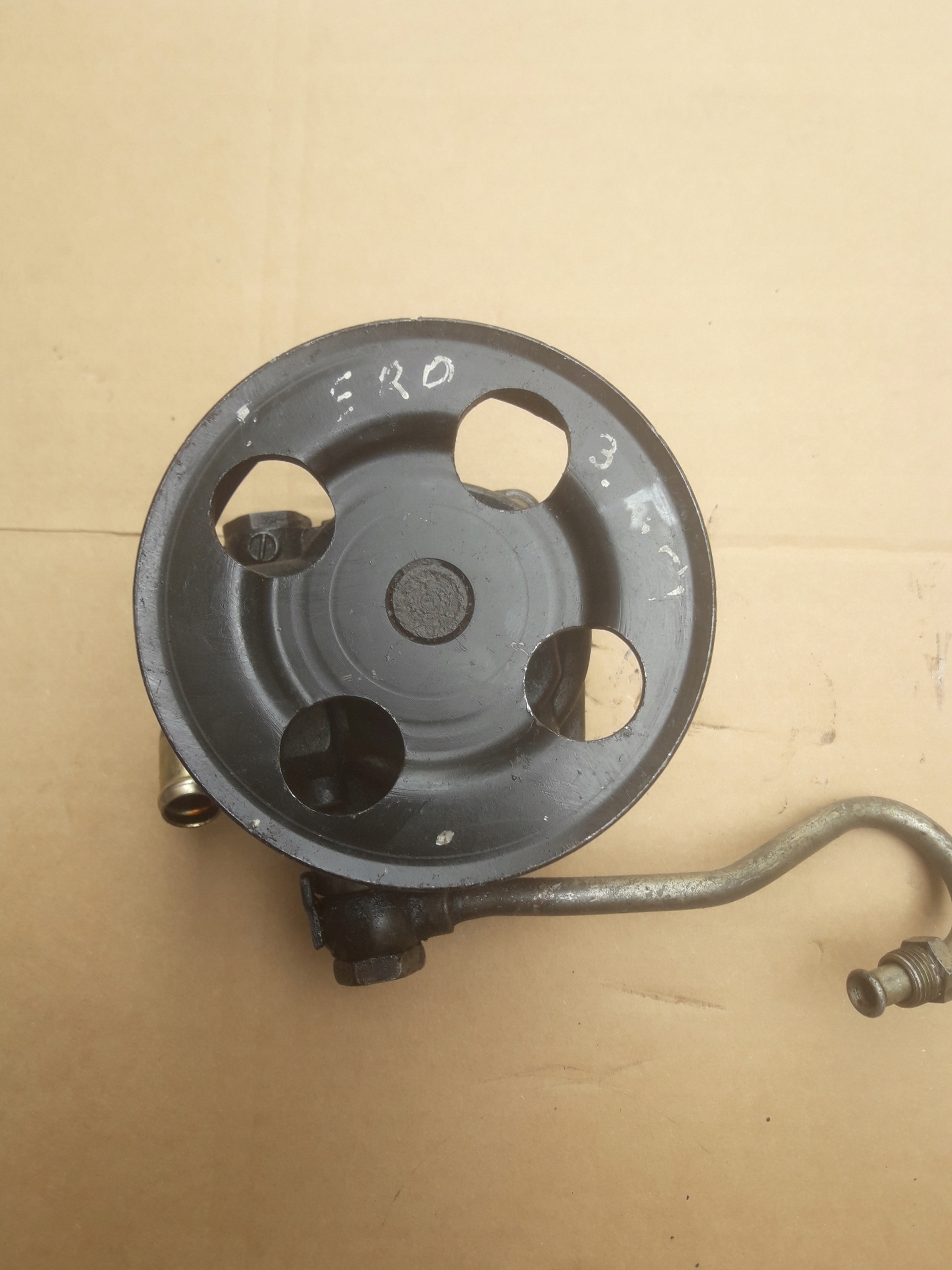 Гидроусилитель паджеро спорт. Руль Митсубиси Паджеро 3. Шланг ГУРА Аутлендер ХЛ 3.0.