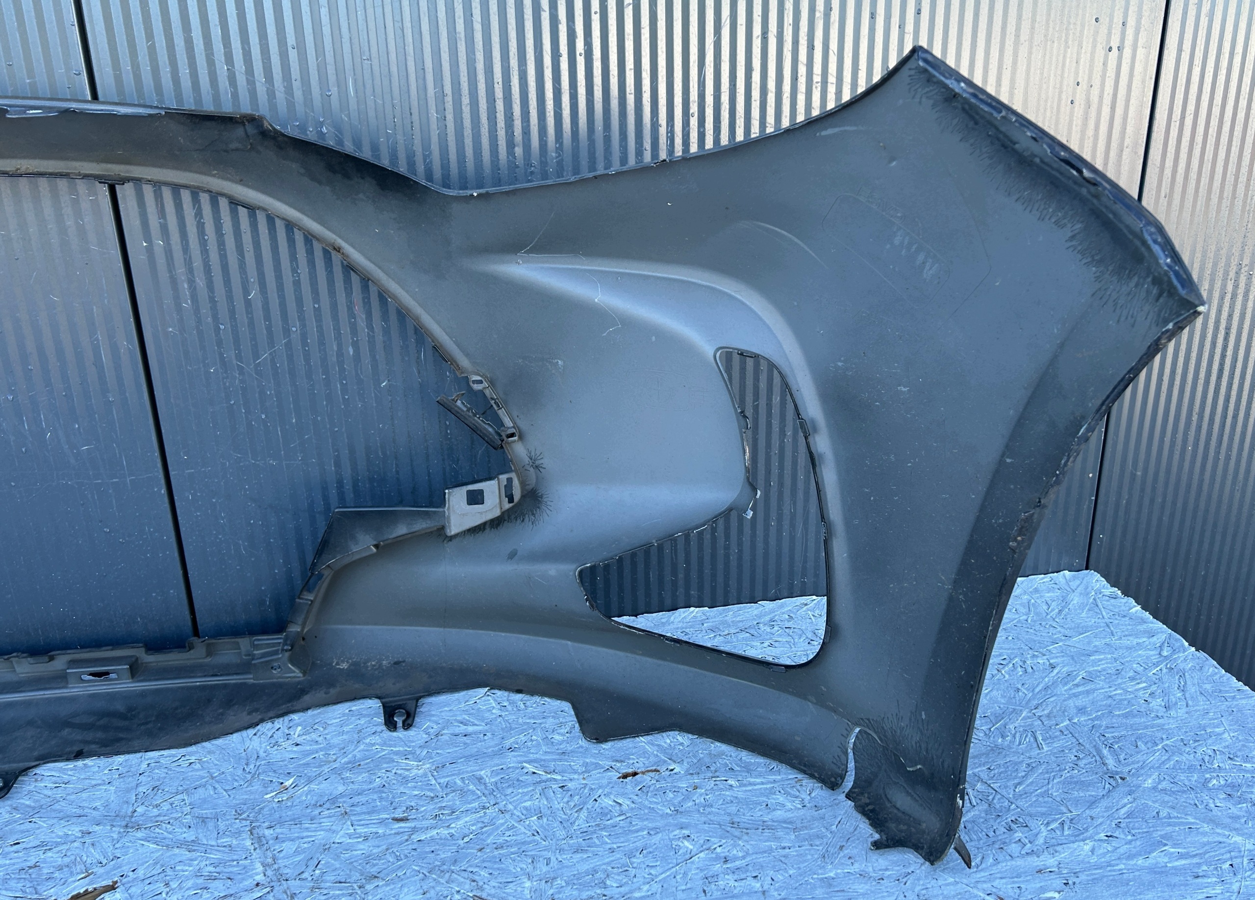 bumper front front TOYOTA YARIS IV 20