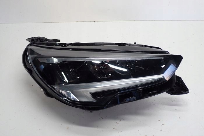 OPEL CORSA F FULL LED 19-23 reflektor right light right 39162654