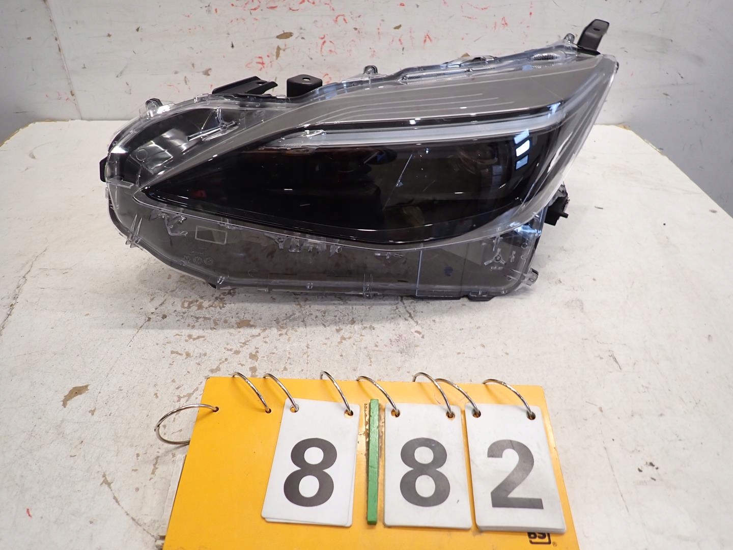 light front front left TOYOTA YARIS CROSS 2020- FULL LED 0004599