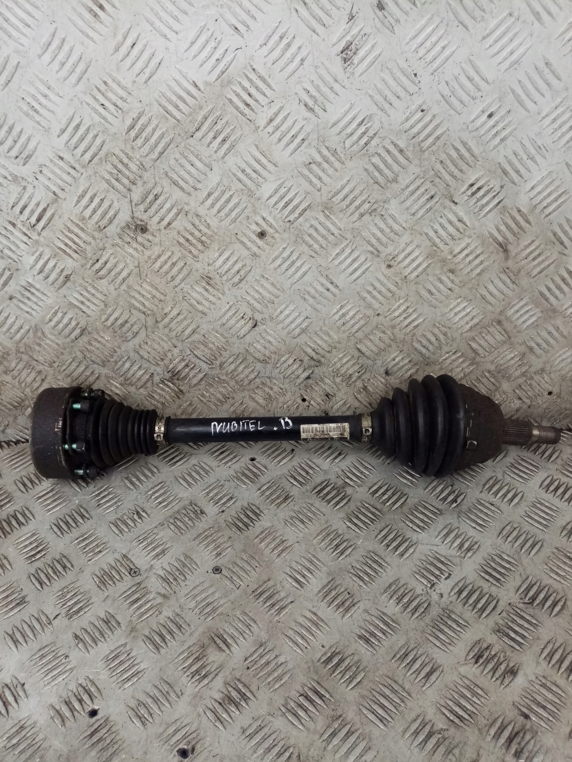 semi-axis semi-axis left front VOLKSWAGEN NEW BEETLE