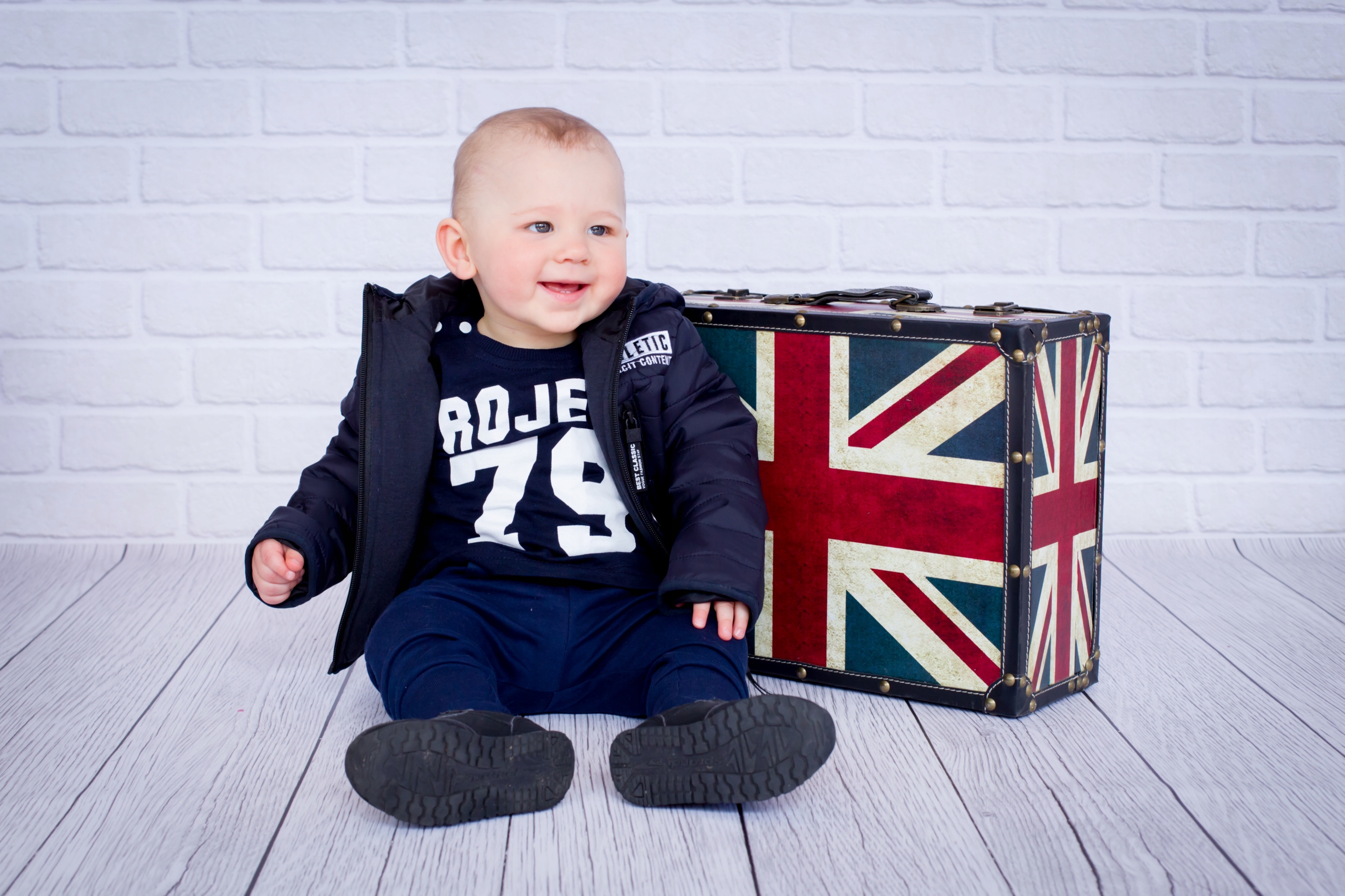 Granatowe spodnie chłopięce wiosna jesień 74 ROBIK Wiek dziecka 6 m +