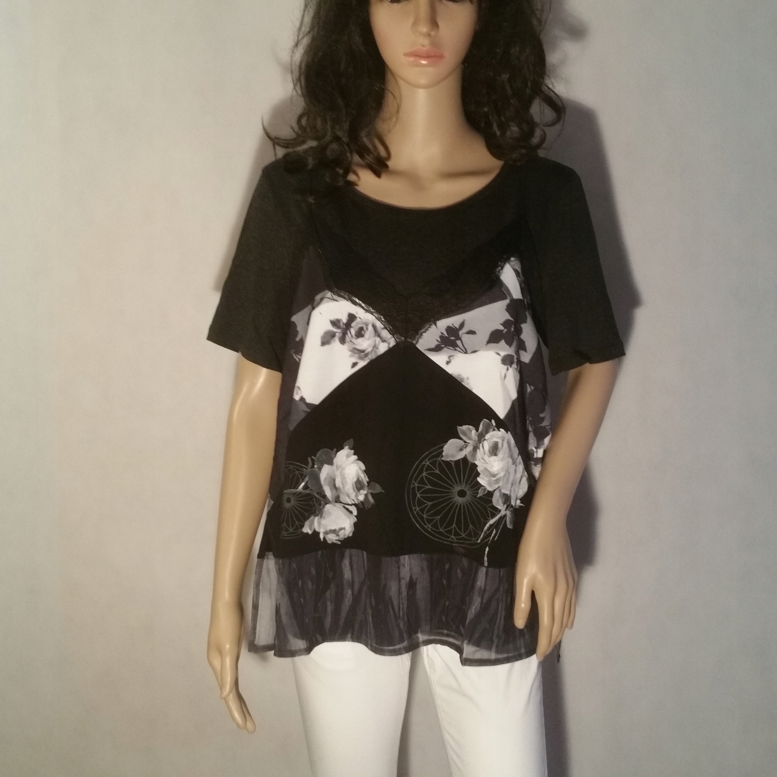 

7 Bluzka 2w1kwiaty koronka Desigual roz.40 L