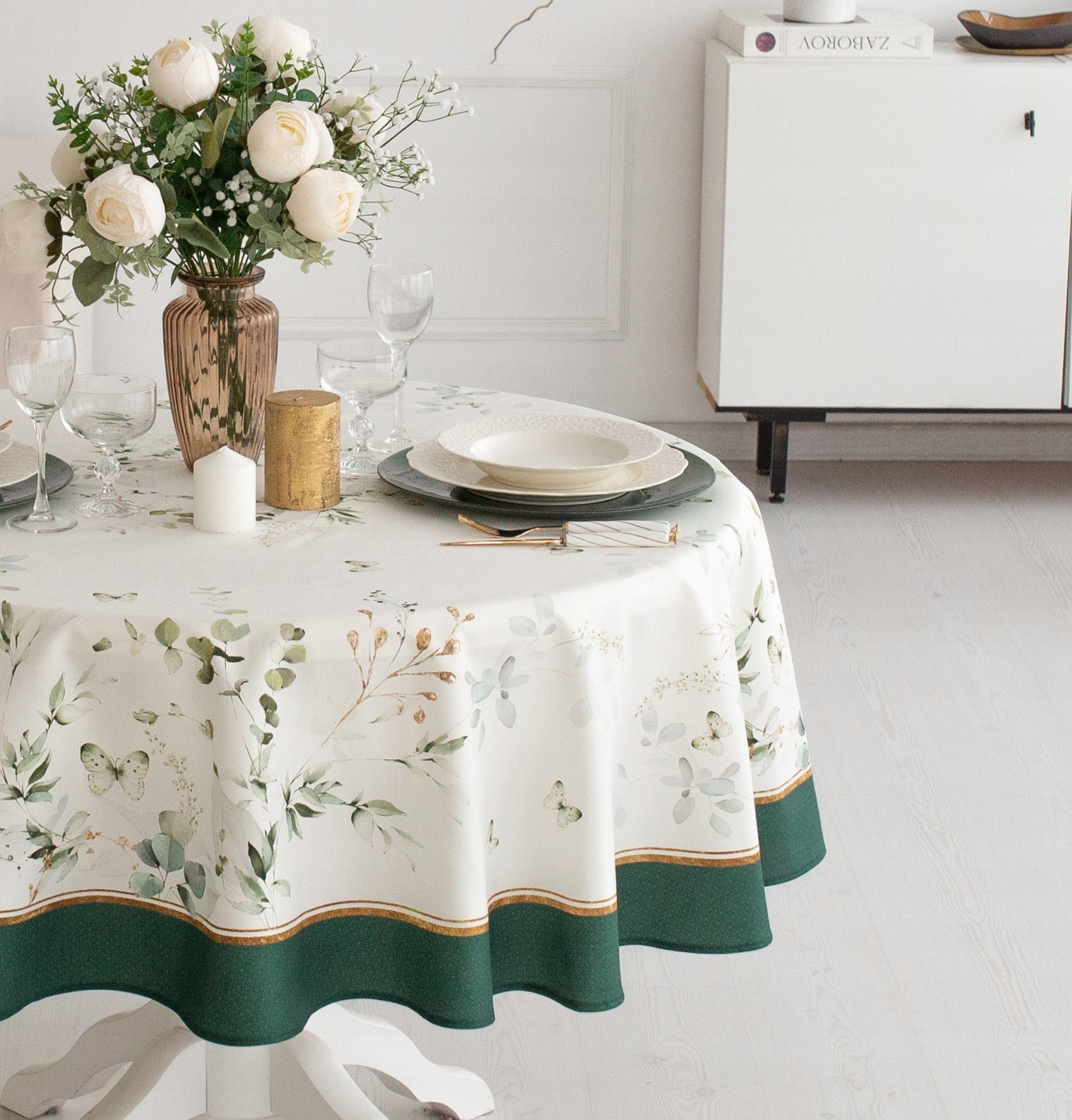 Obrus okrągły plamoodporny na stół Ewelina 170 cm 100% bawełniany w pudełku