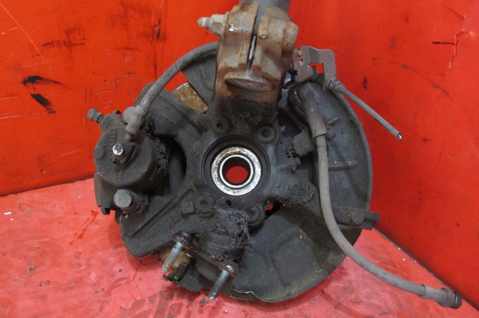 VW GOLF plus 5M1 5 V 1.9 TDI BXF swing AMOTYZATOR right front front