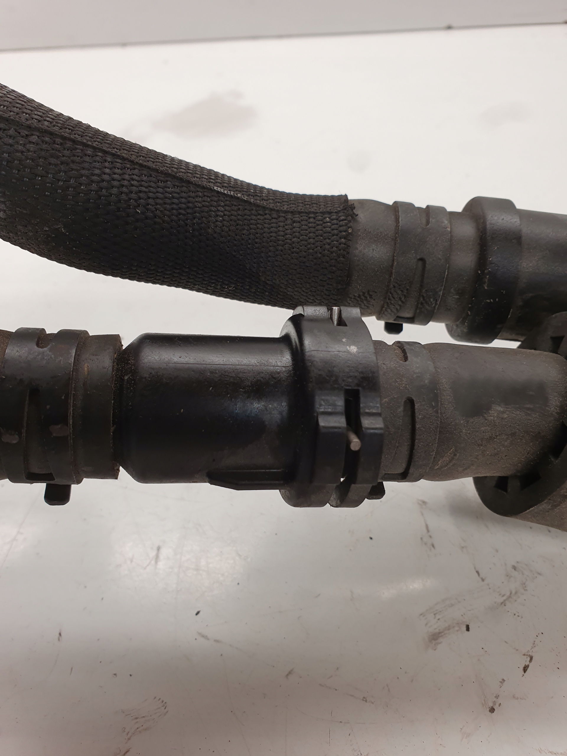 TERMOSTAT PRZEPŁYWOWY AUDI VW SEAT 1K0121113A Producent części Audi OE