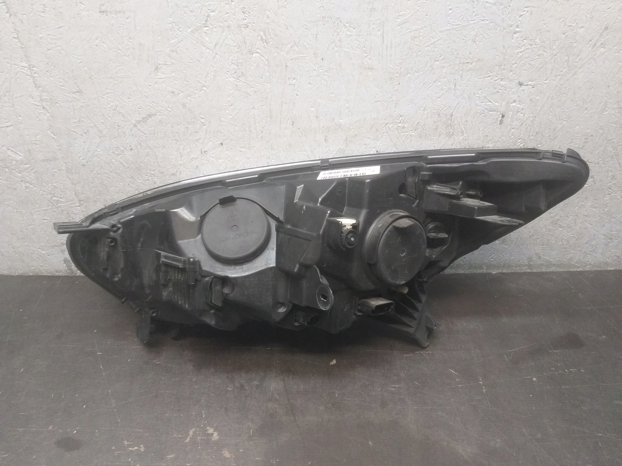 light front right RENAULT CAPTUR lens black 260102734R