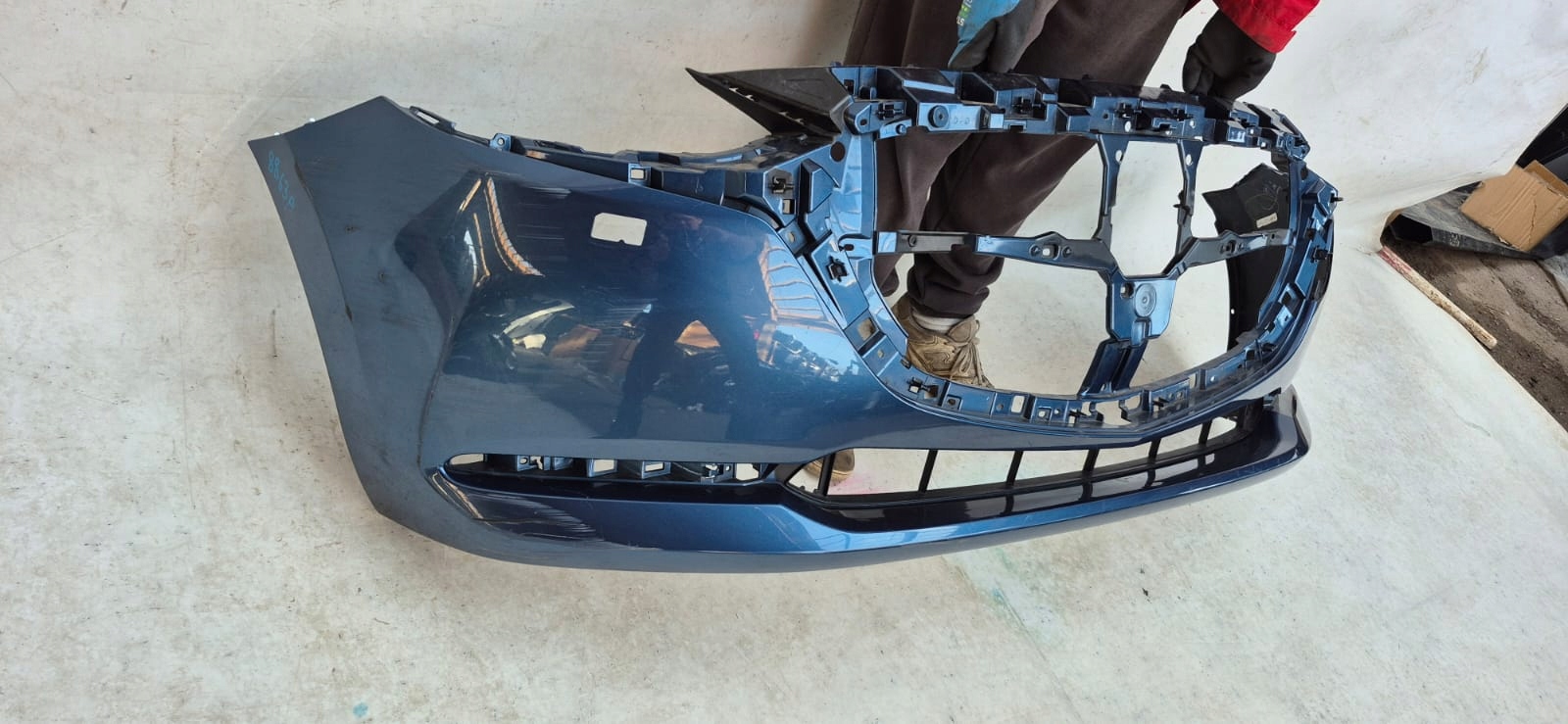 MAZDA 2 III LIFT 19-23 bumper front front washer