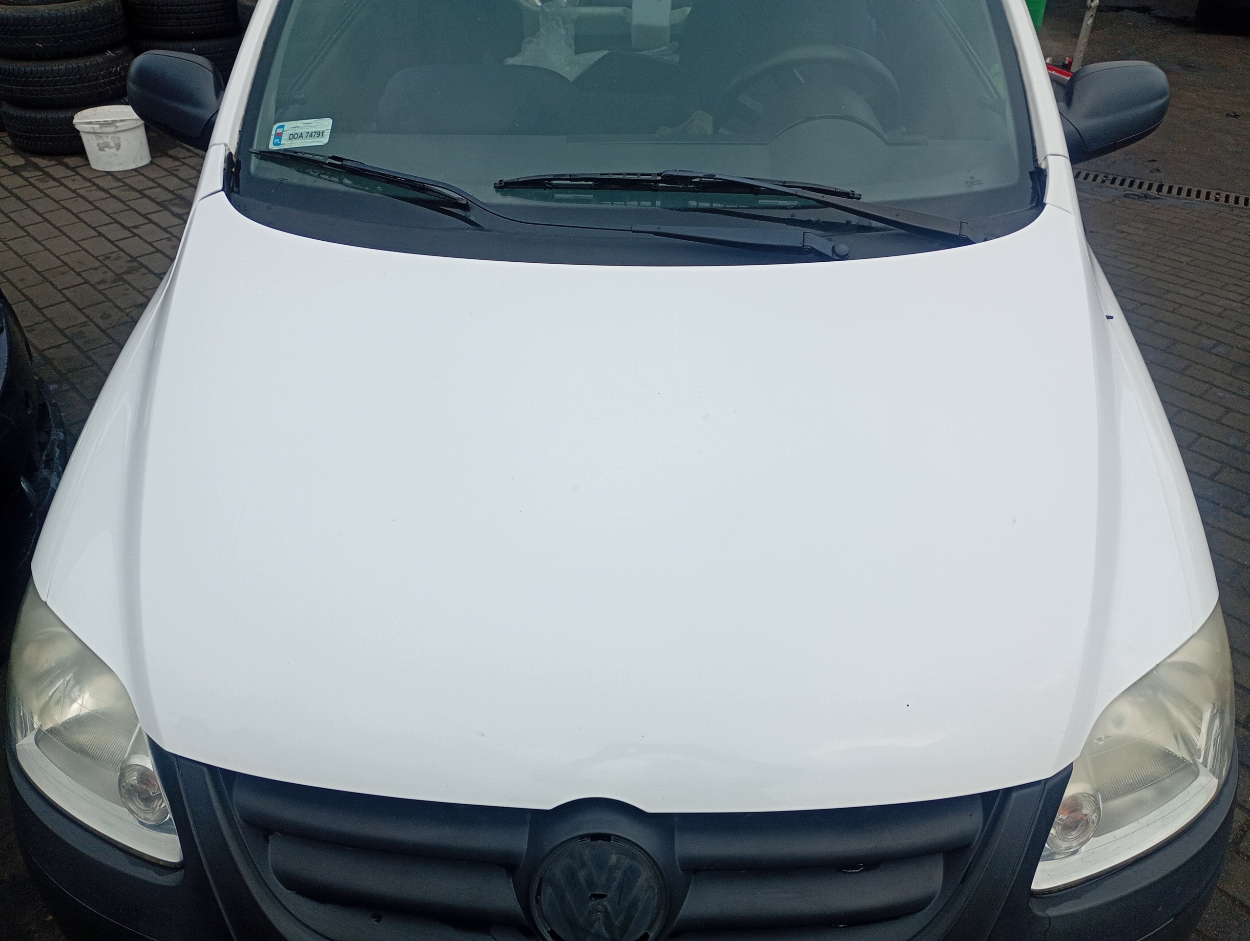 Cofano VW Fox 05-11 kod lakieru LB9A