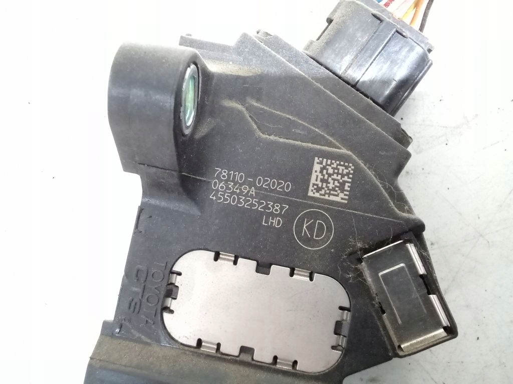 Toyota Corolla E15 accelerator pedal 78110-02020
