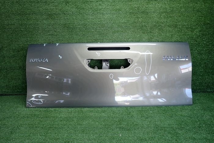 TOYOTA HILUX VIII 8 15-20 burta rear boot doors rear part