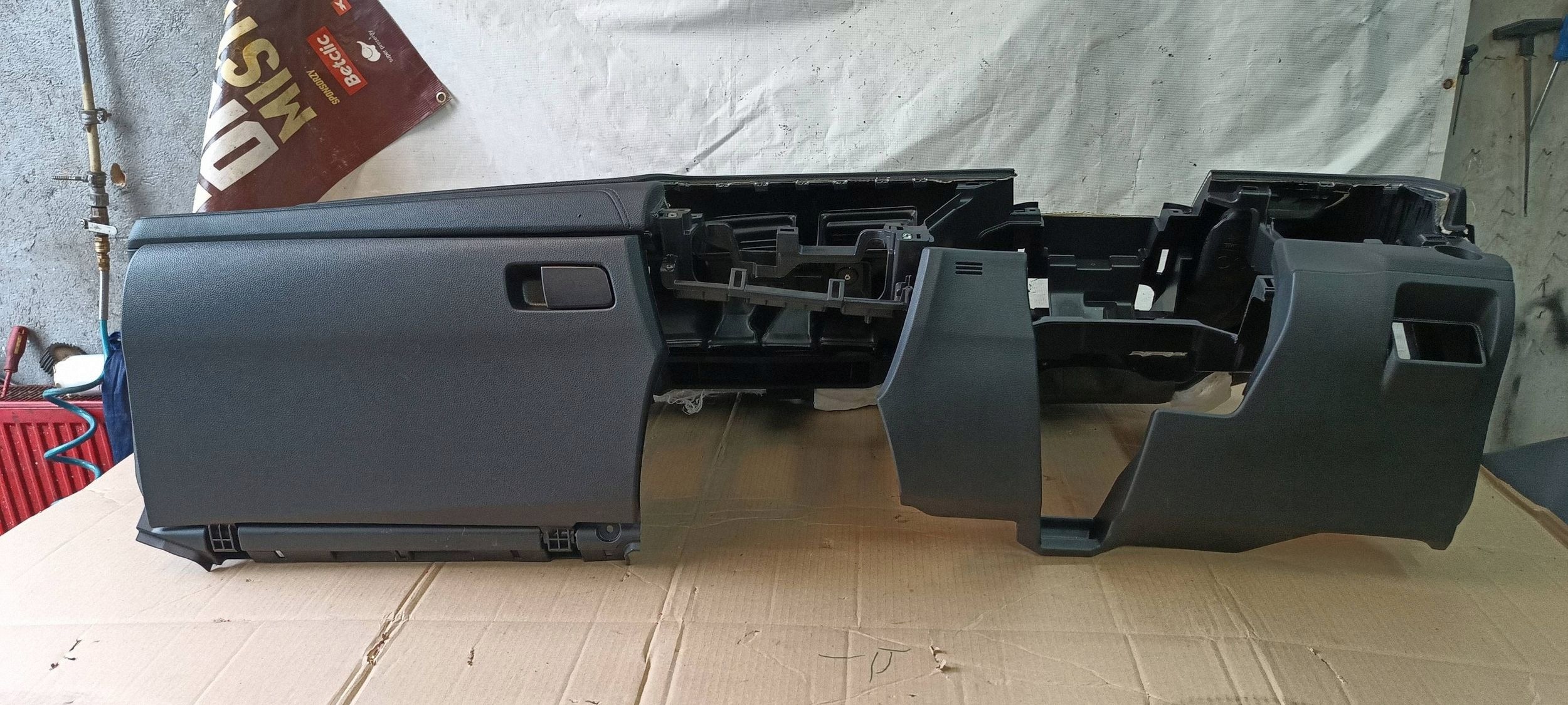 dashboard instrument panel console WERSJA UK HONDA CIVIC X 77100-TGL-E000 2019R
