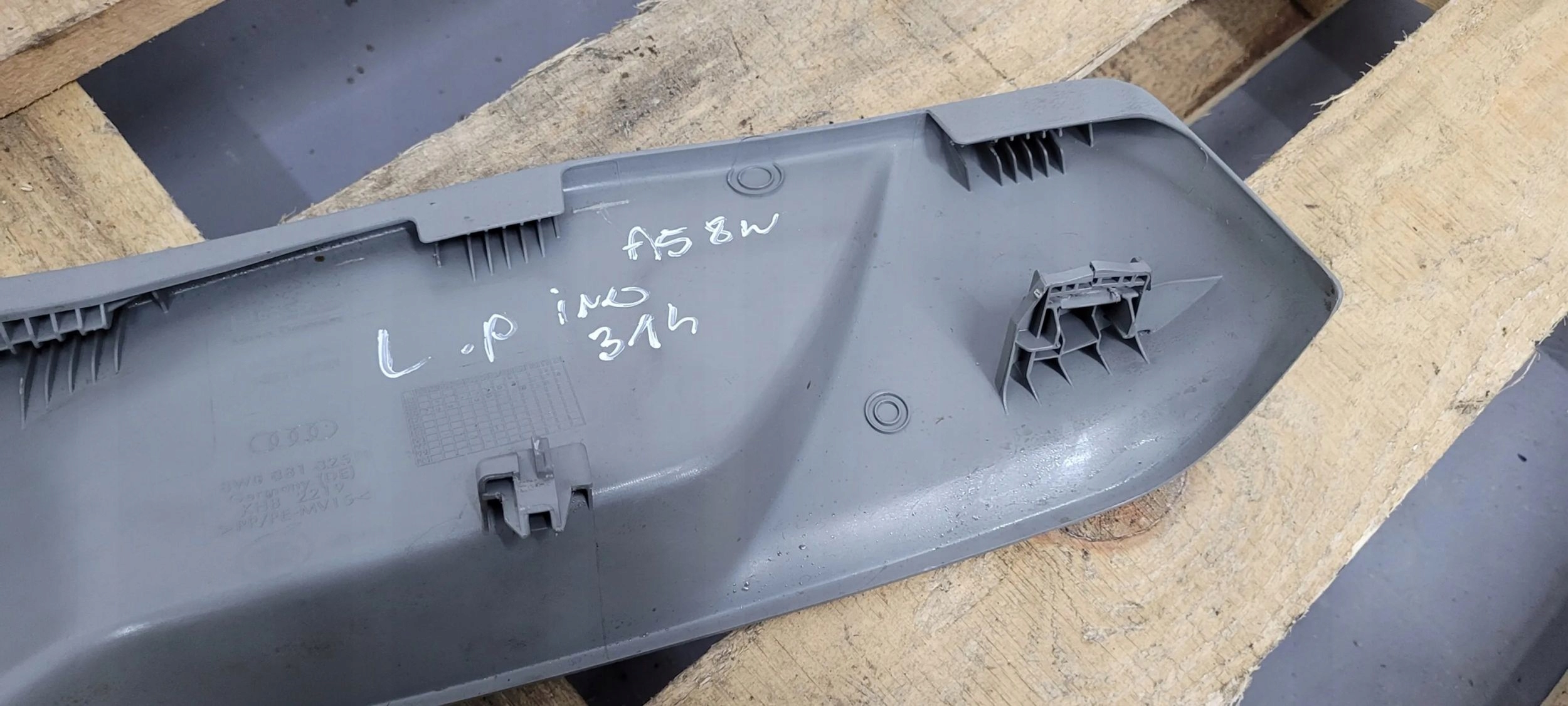 A5 8W cover support seat left front LEATHER MILANO FELSGRAU A4 B9 8W