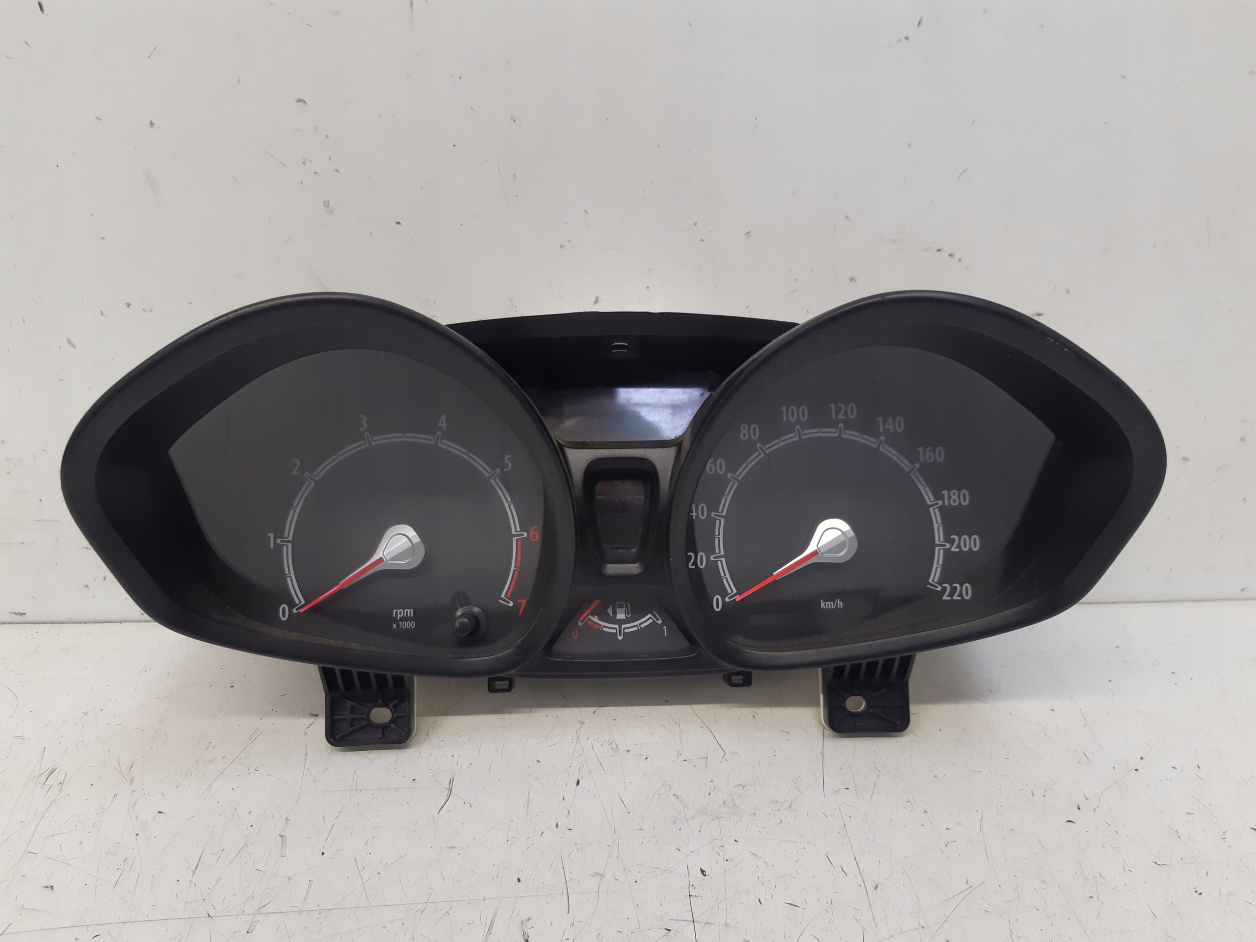 dials 8A6T10849AD Ford Fiesta MK7