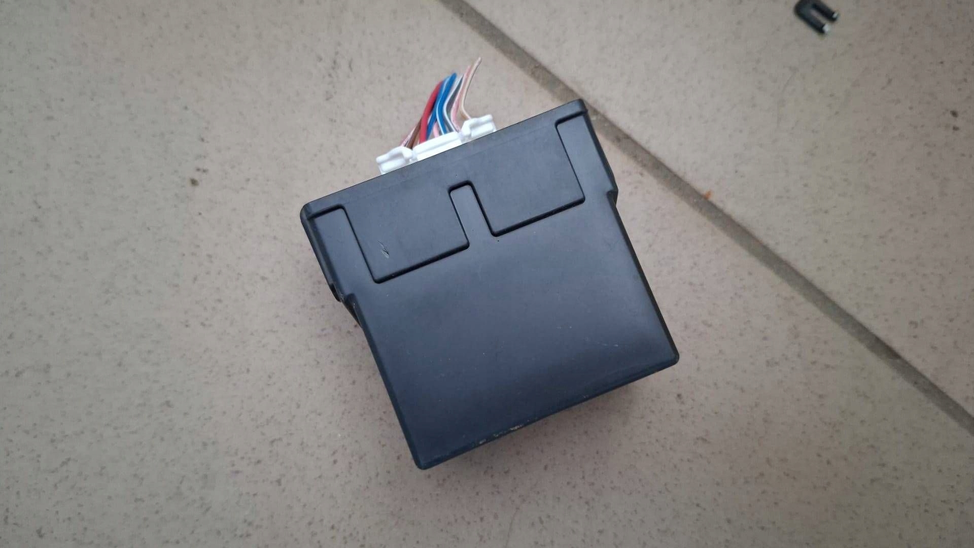 module control unit Renault 4 285T35422R
