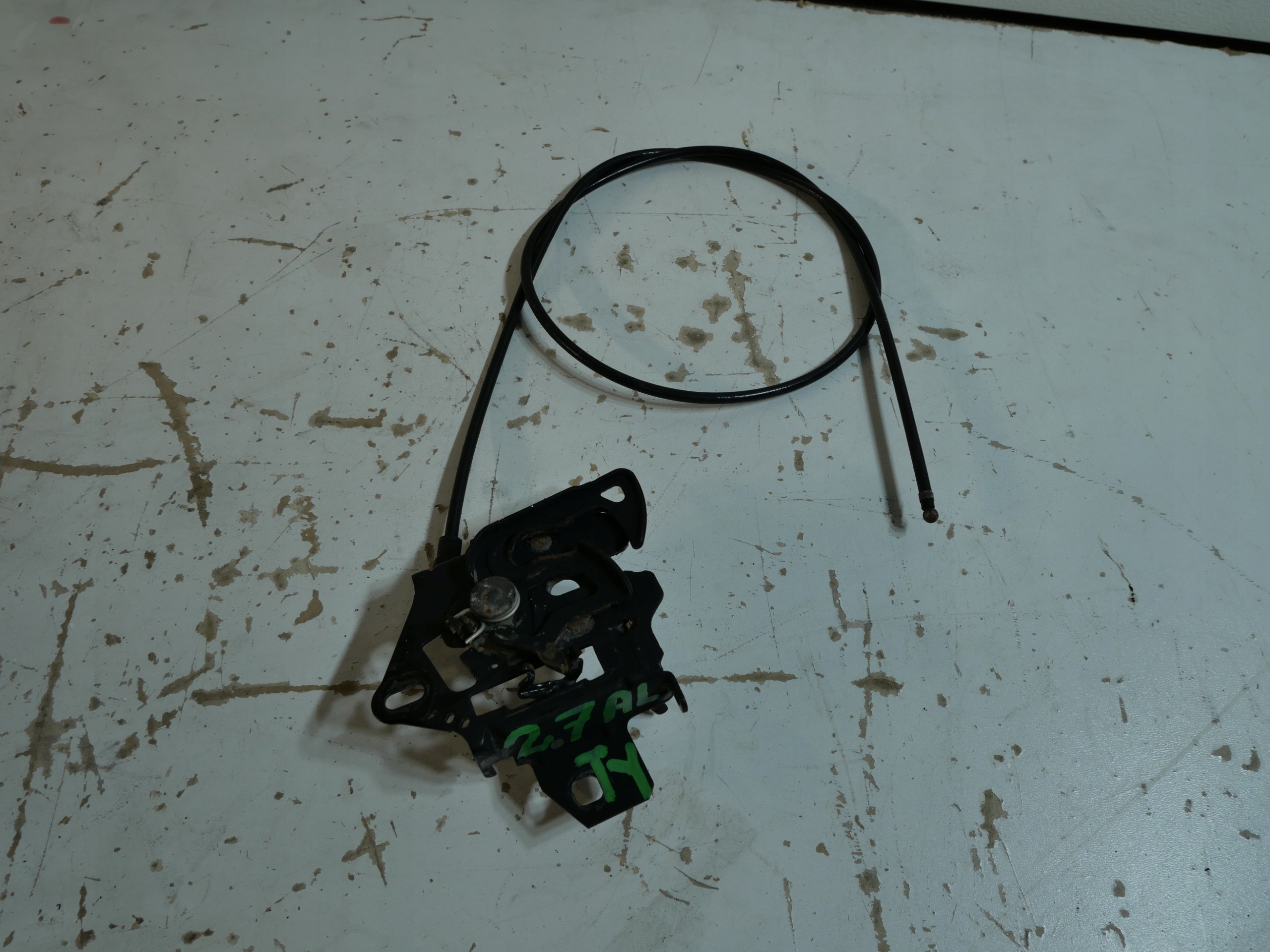 bonnet latch lock VW PASSAT B5 3B0823509K