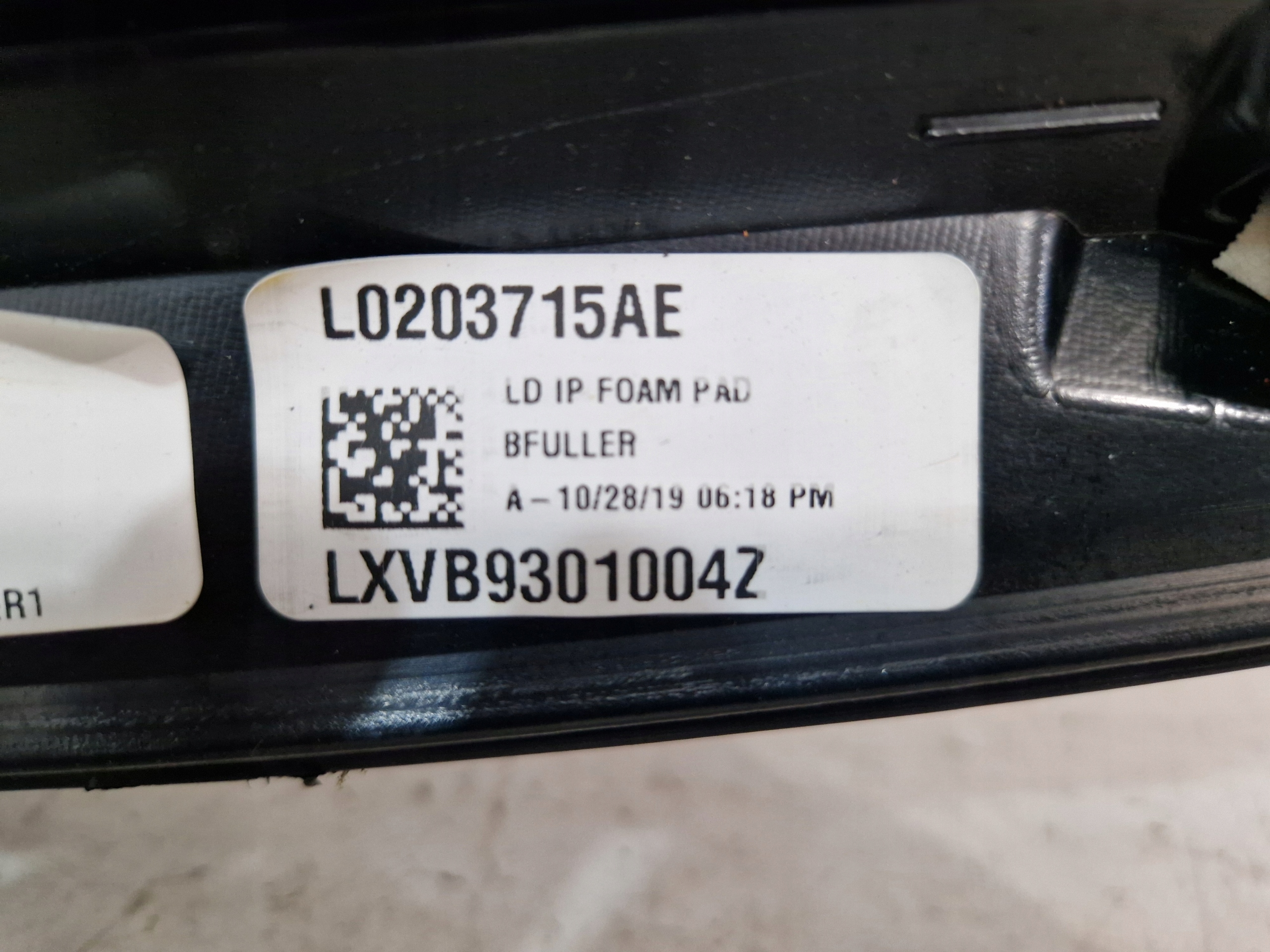 DODGE CHARGER 2019 dashboard console cockpit original