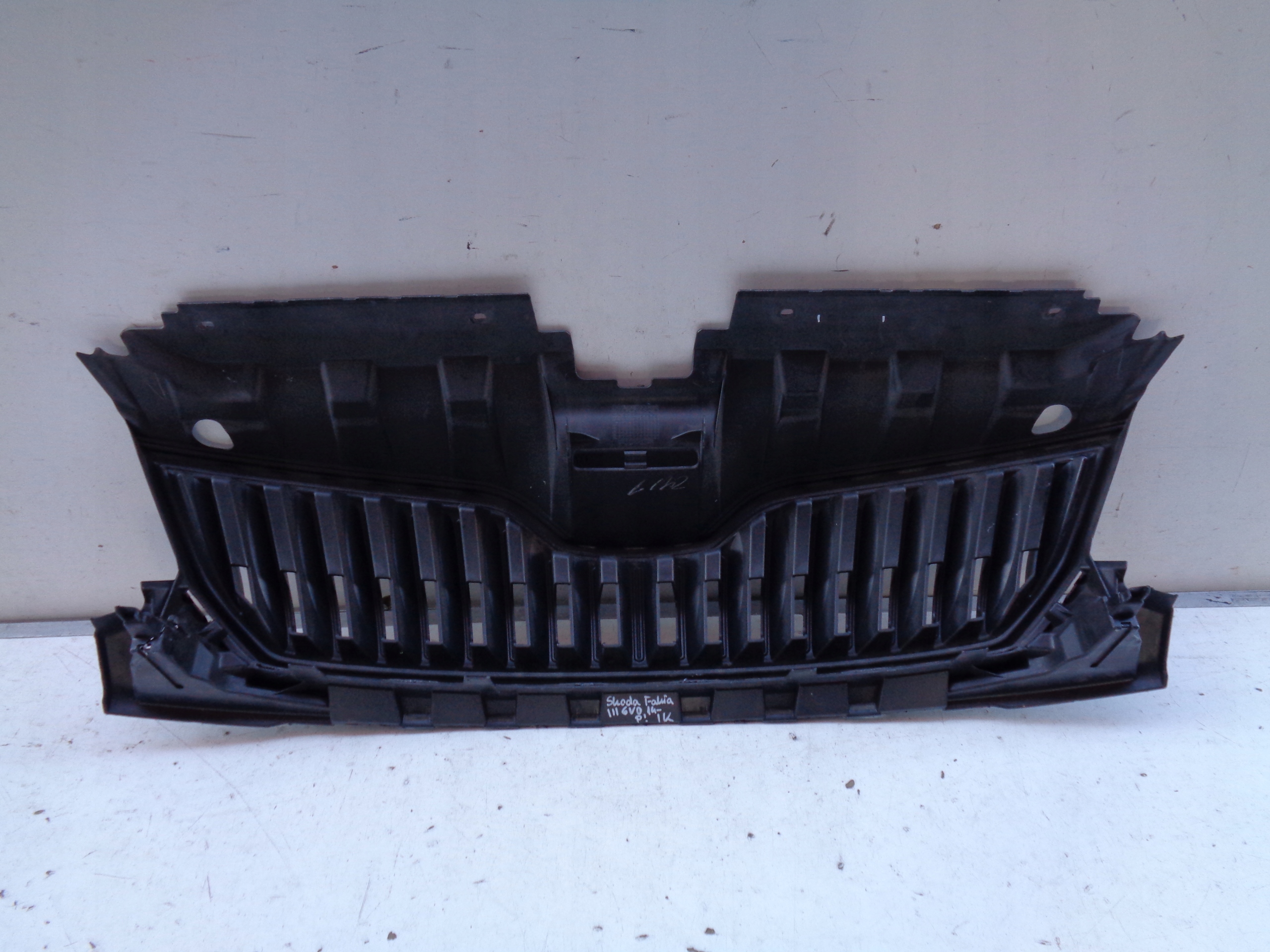 GRILLE SKODA FABIA III 3 6V 6V0 14