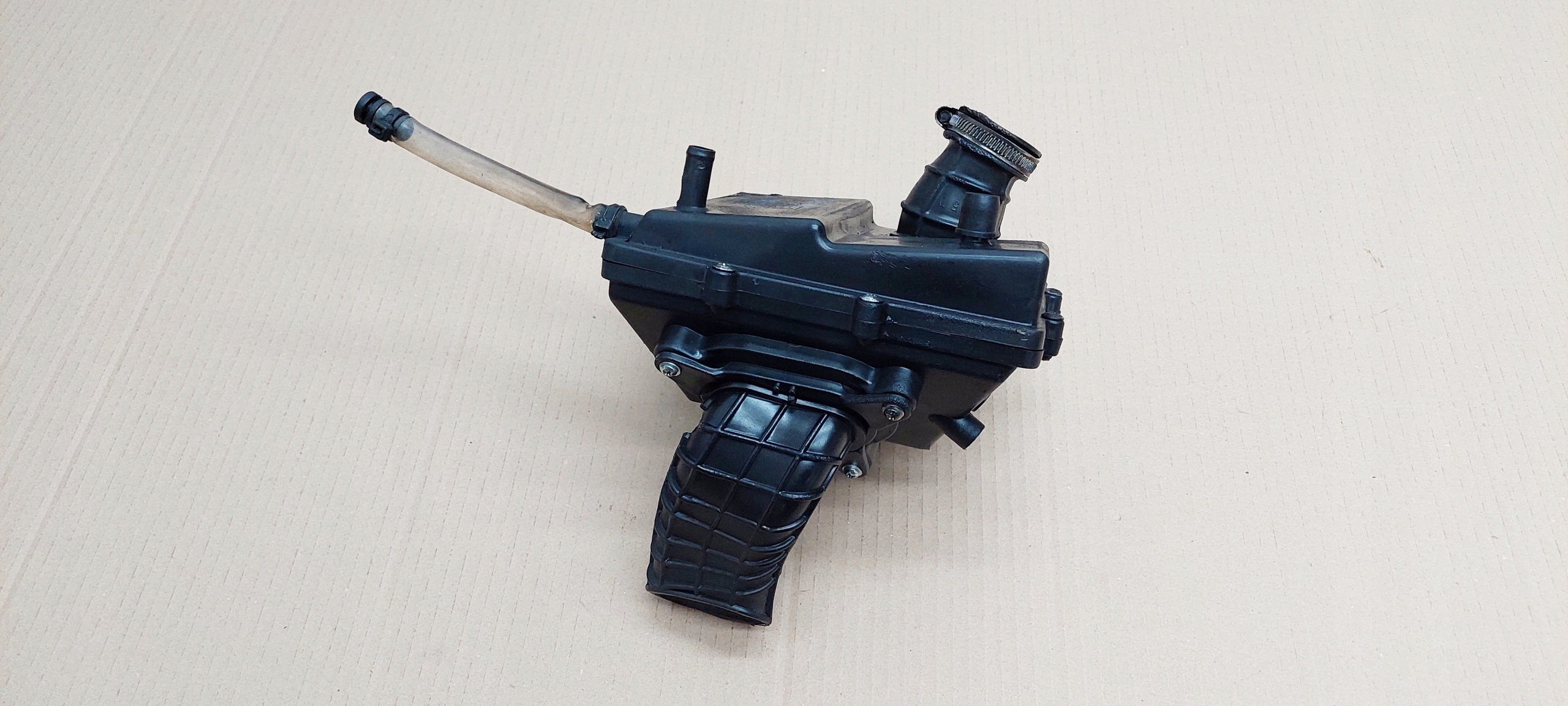 Корпус воздушного фильтра GTR 125 Online