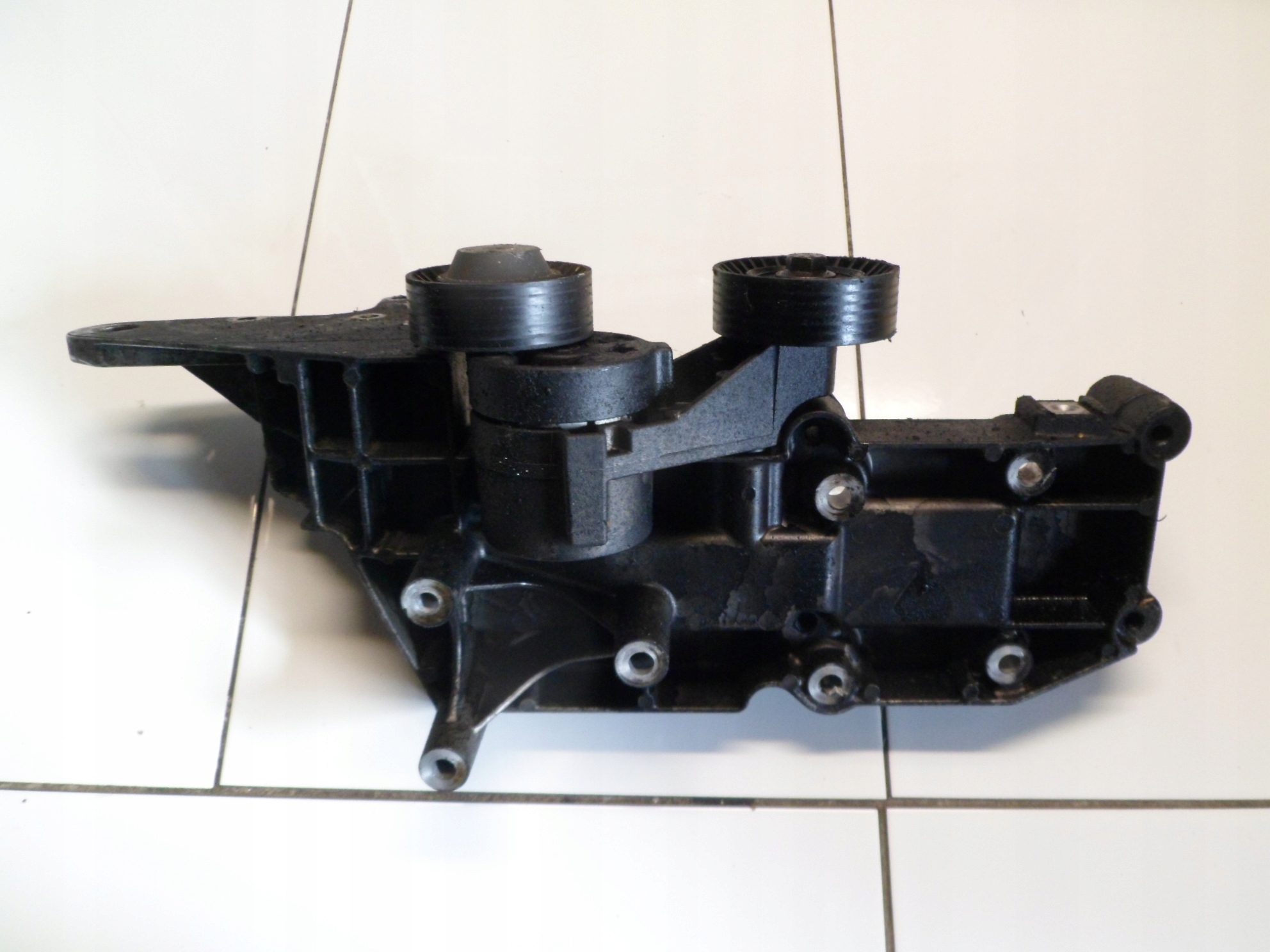 VOLVO S80 2.4 D5 engine mount 8642196