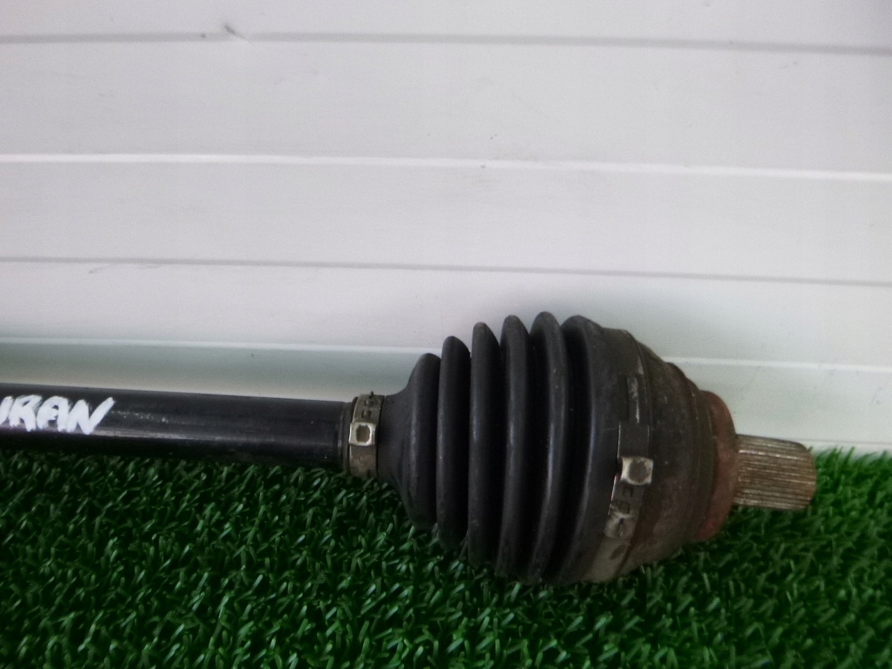 TOURAN 10-15 1T3 1.4 TSI semi-axis left short. DSG OE