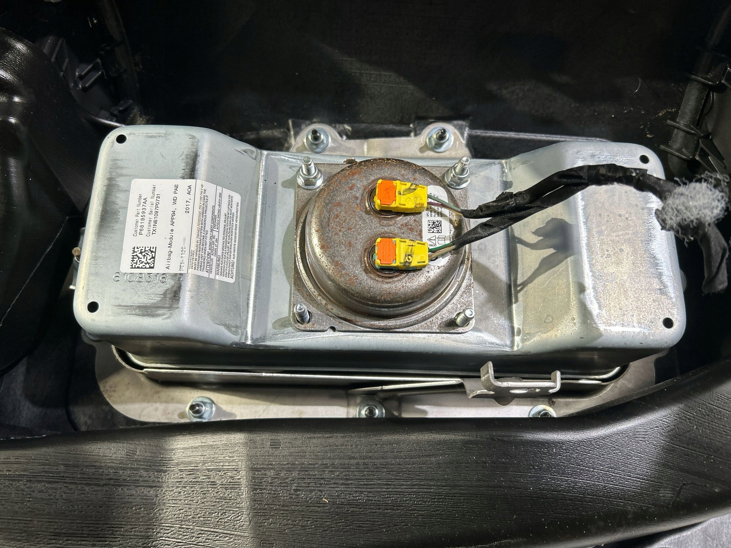 dashboard instrument panel console airbag powietrzna airbag Dodge Durango 2016