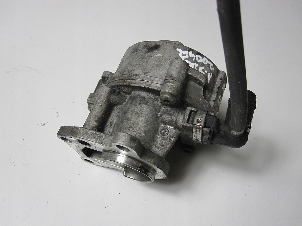 POMPA VACUM RENAULT GRAND SCENIC 1.9DCI 04R Typ silnika Diesel