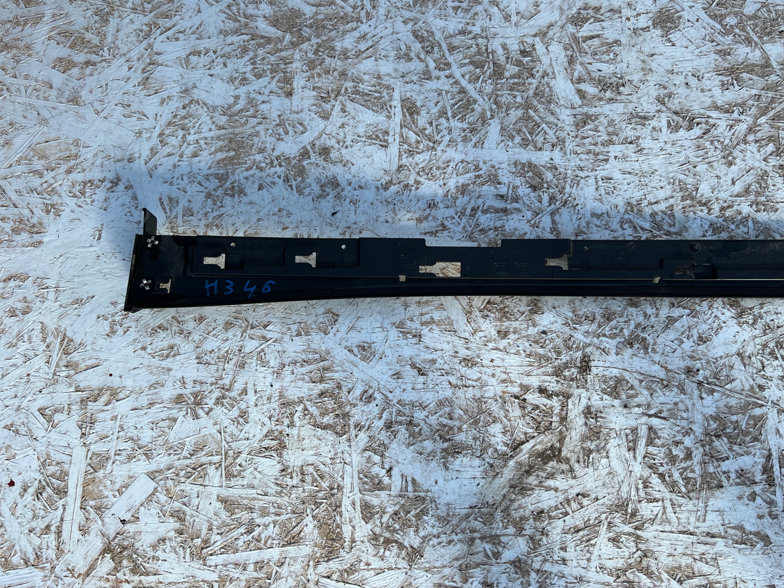 LISTWA PROGOWA PRAWA PRÓG MAZDA 6 GJ KOMBI Typ samochodu Samochody osobowe