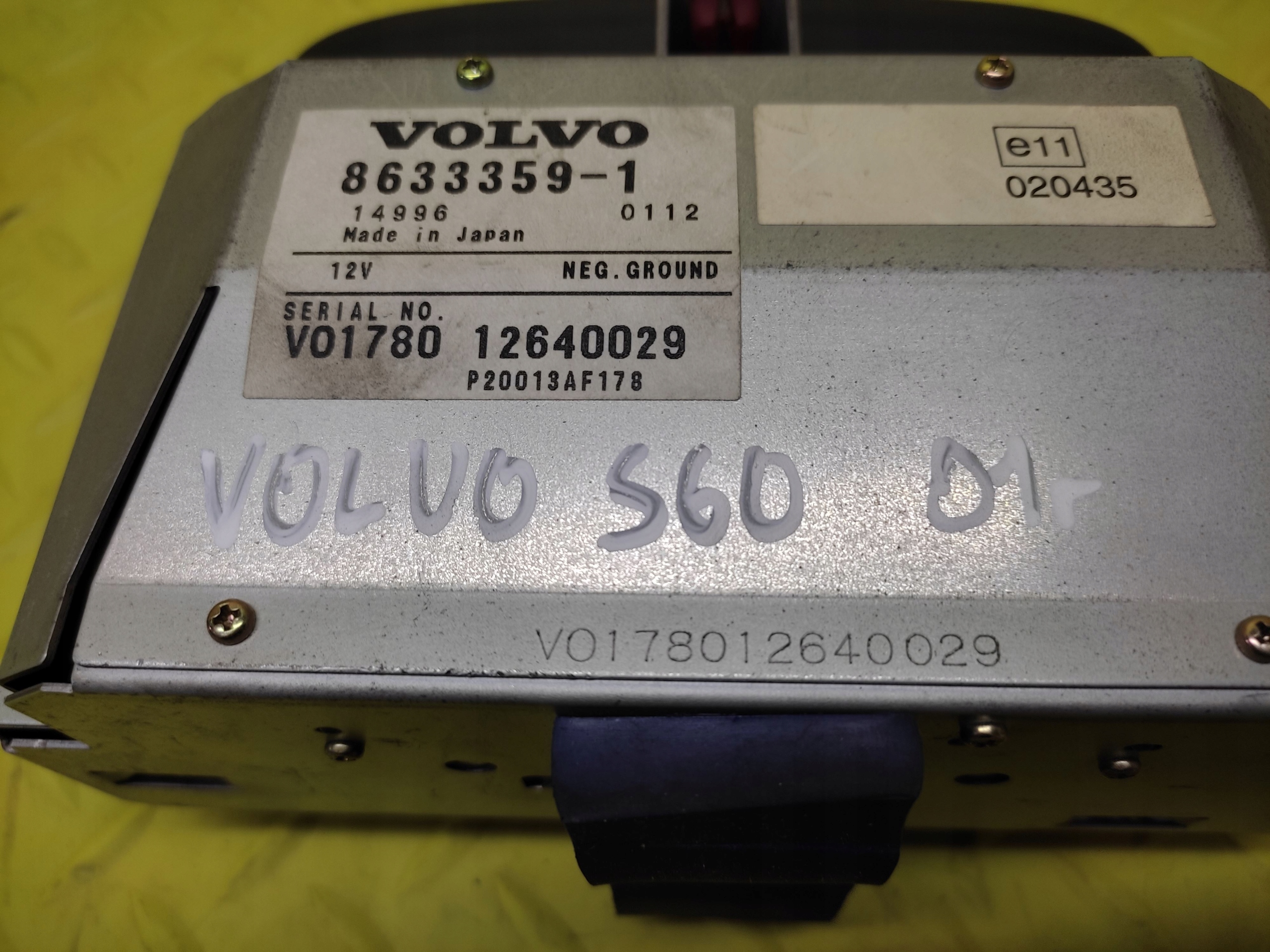 VOLVO S60 Écran 8633359-1