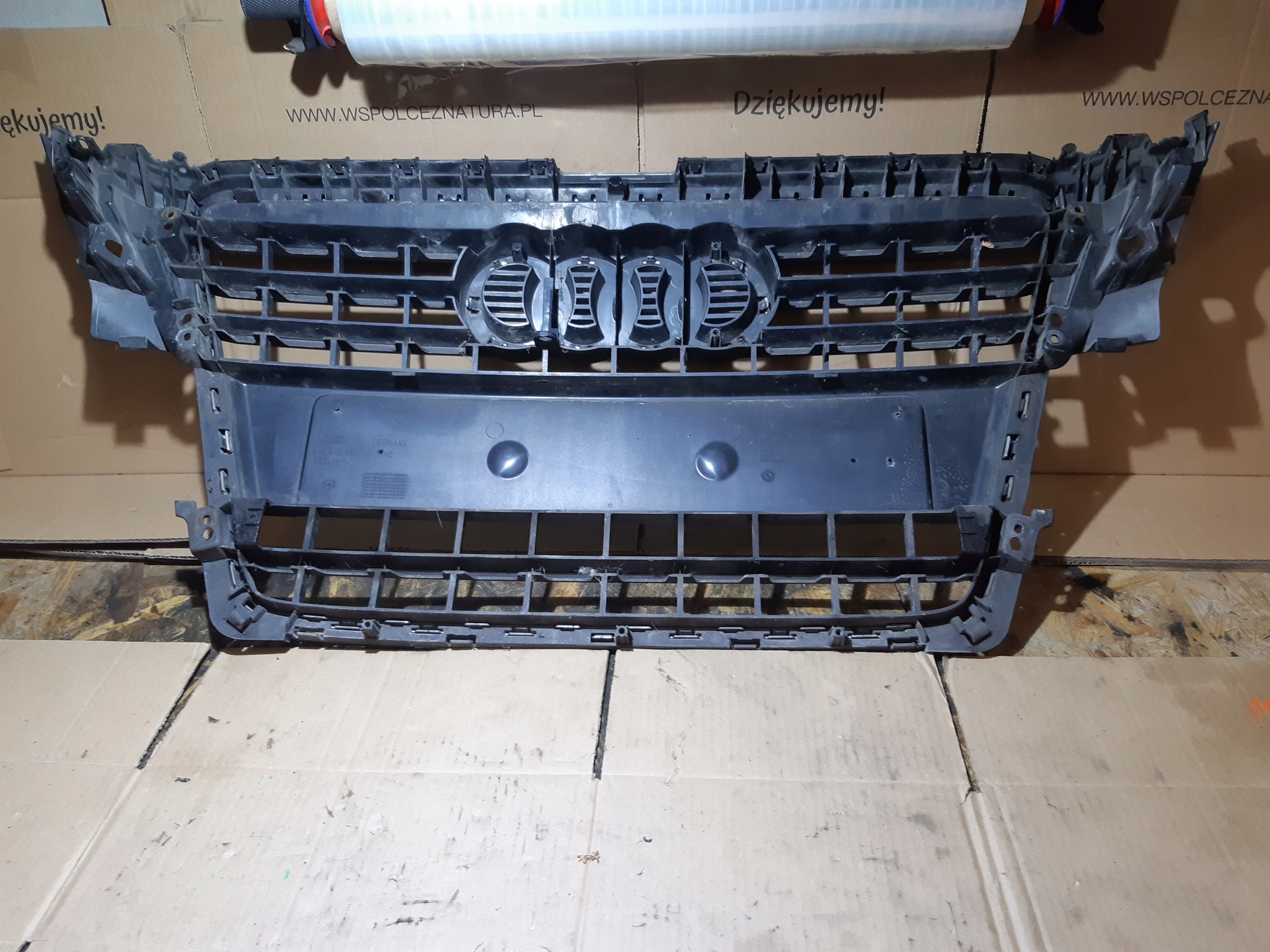 AUDI A4 B8 front grill grille radiator front complete