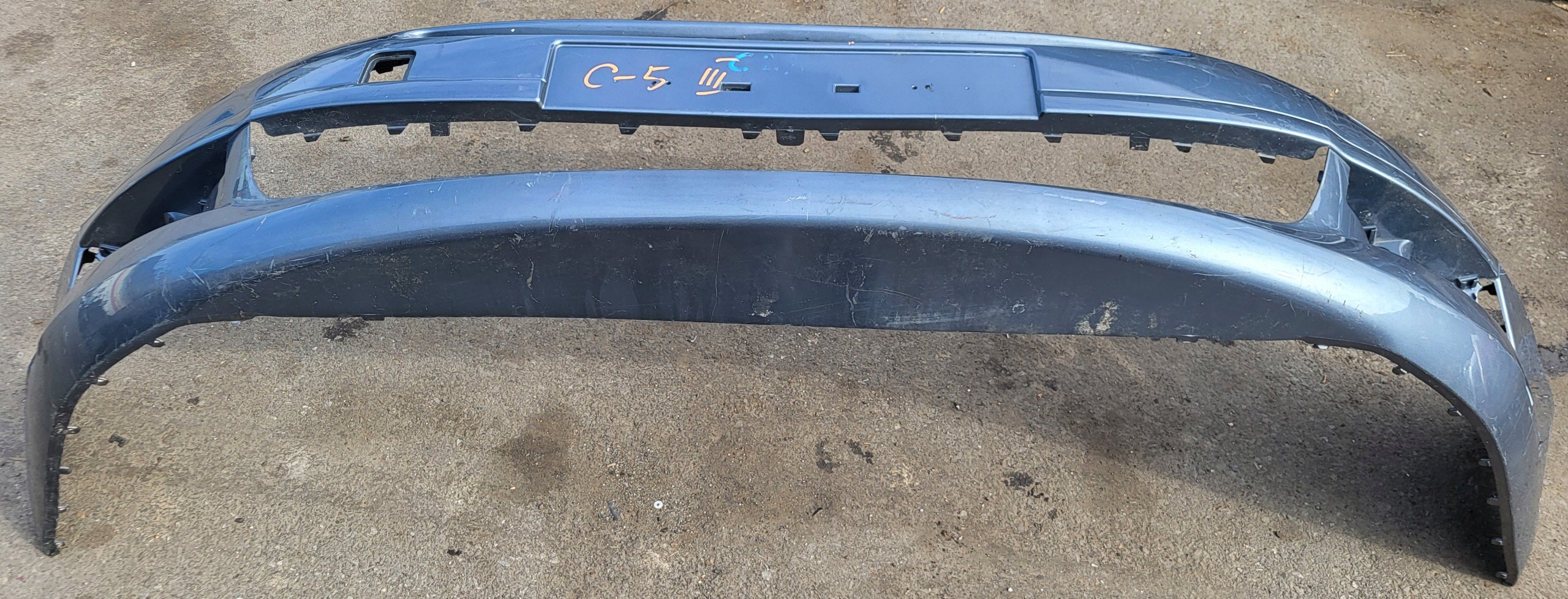 front bumper front CITROEN C5 II 2 OE 9681052477