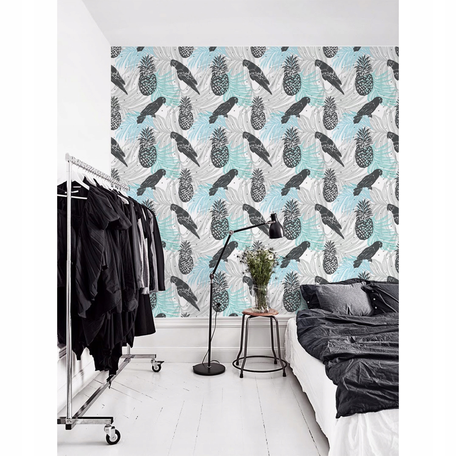 

Fototapeta do salonu Papugi w ananasach 104x70 cm